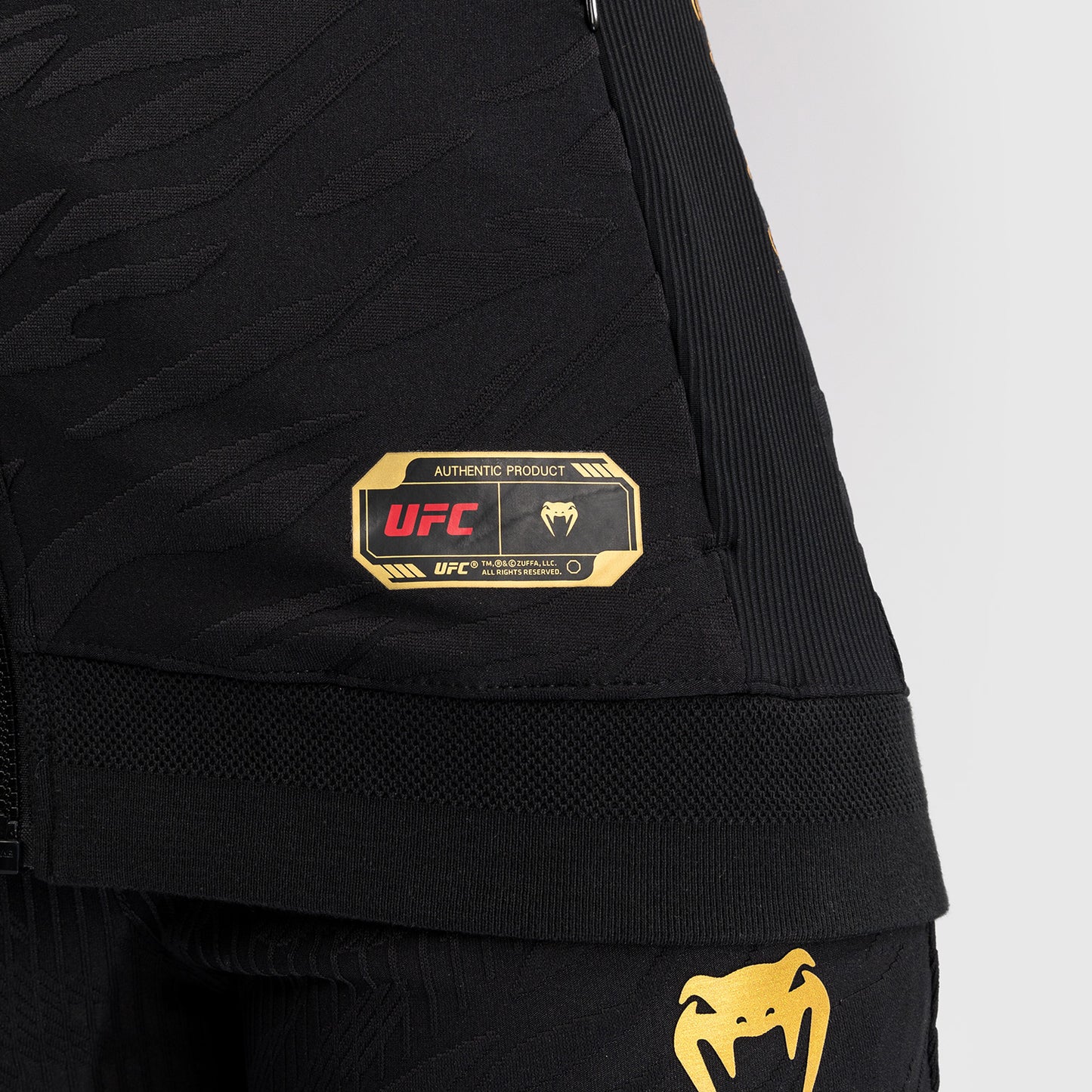 UFC Fusion by Venum Authentic Fight Night フード付きスウェットシャツ(女性用) - チャンピオン