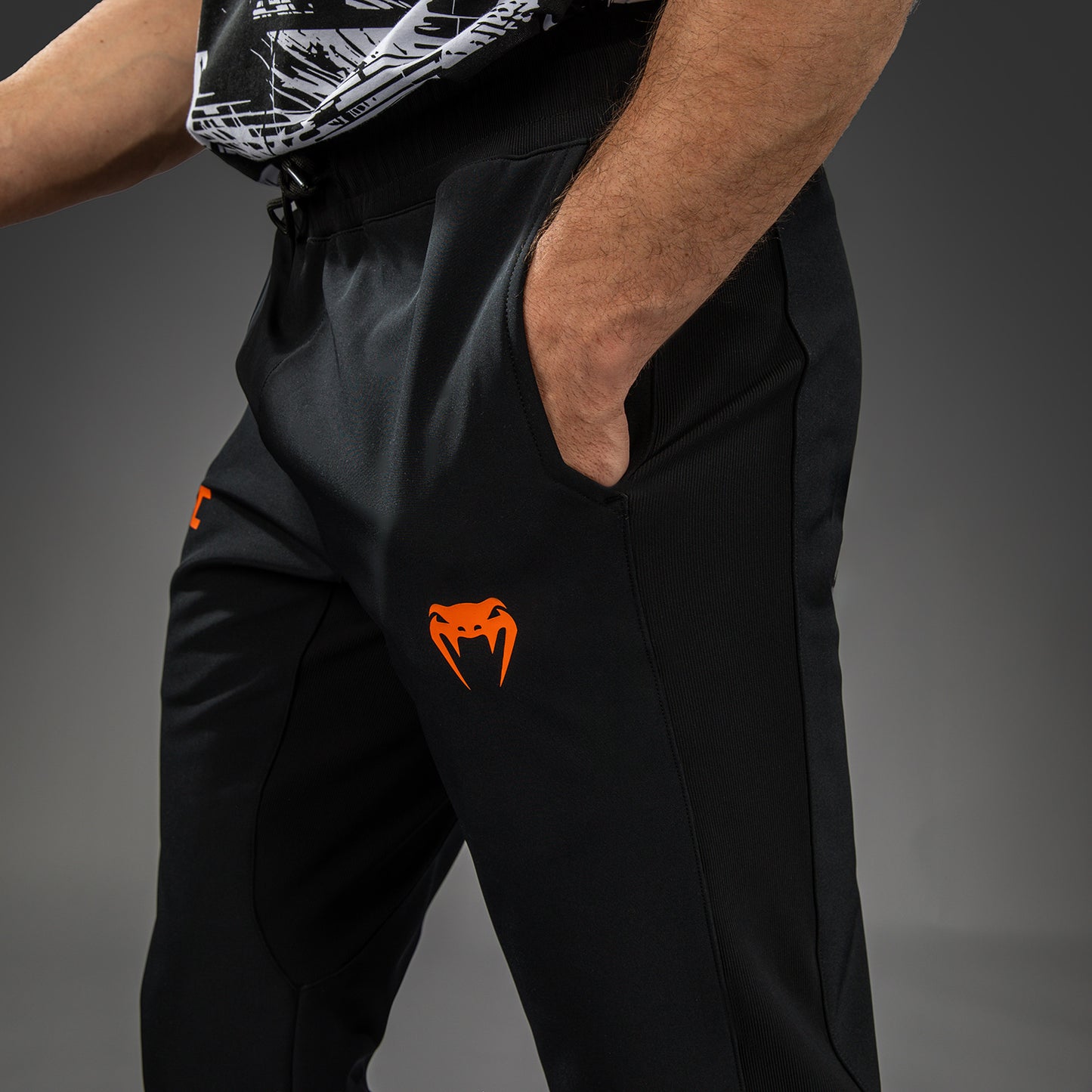 UFC Zenith by Venum Authentic Fight Week パンツ メンズ - ブラック