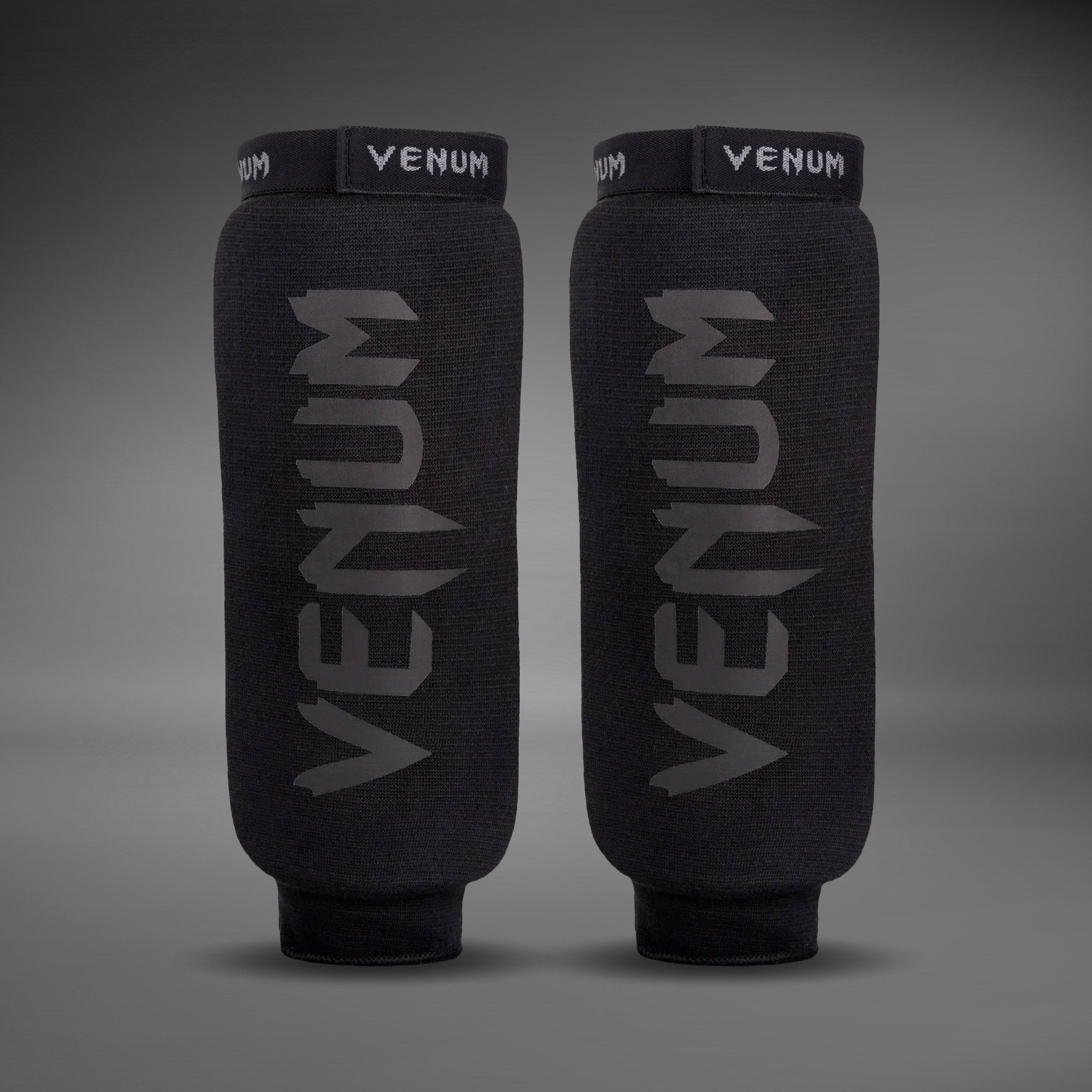 Venum S47 シンガード - ブラック/オレンジ Venum S47 シンガード