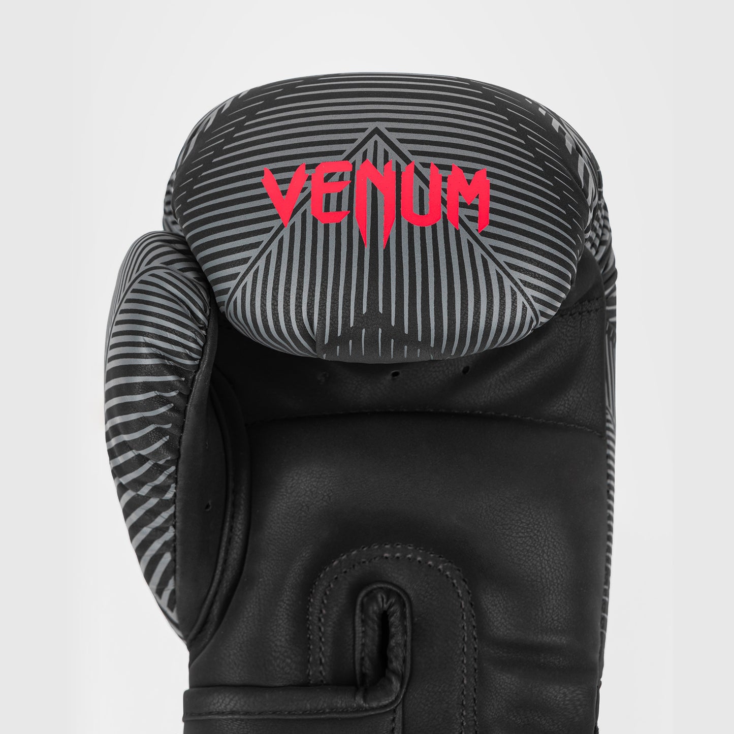 Venum Phantom ボクシング グローブ - ブラック/レッド
