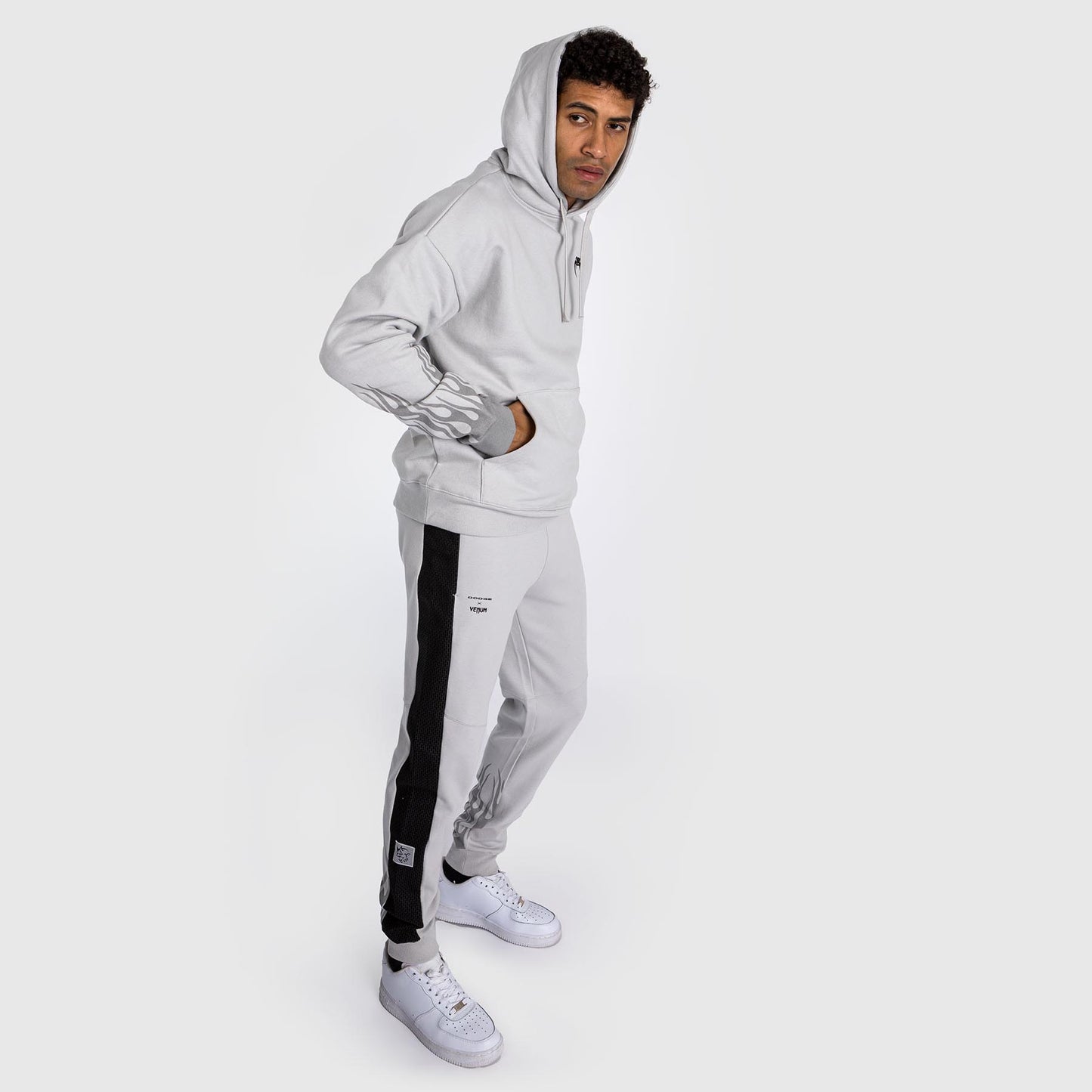 Venum x Dodge Demon 170 プルオーバー・パーカー - グレー