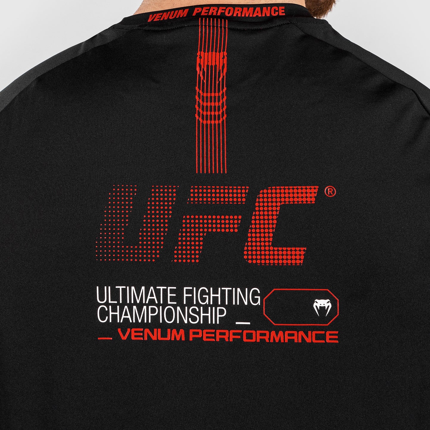 UFC Adrenaline by Venum Fight Week メンズ・ドライテックTシャツ - ブラック