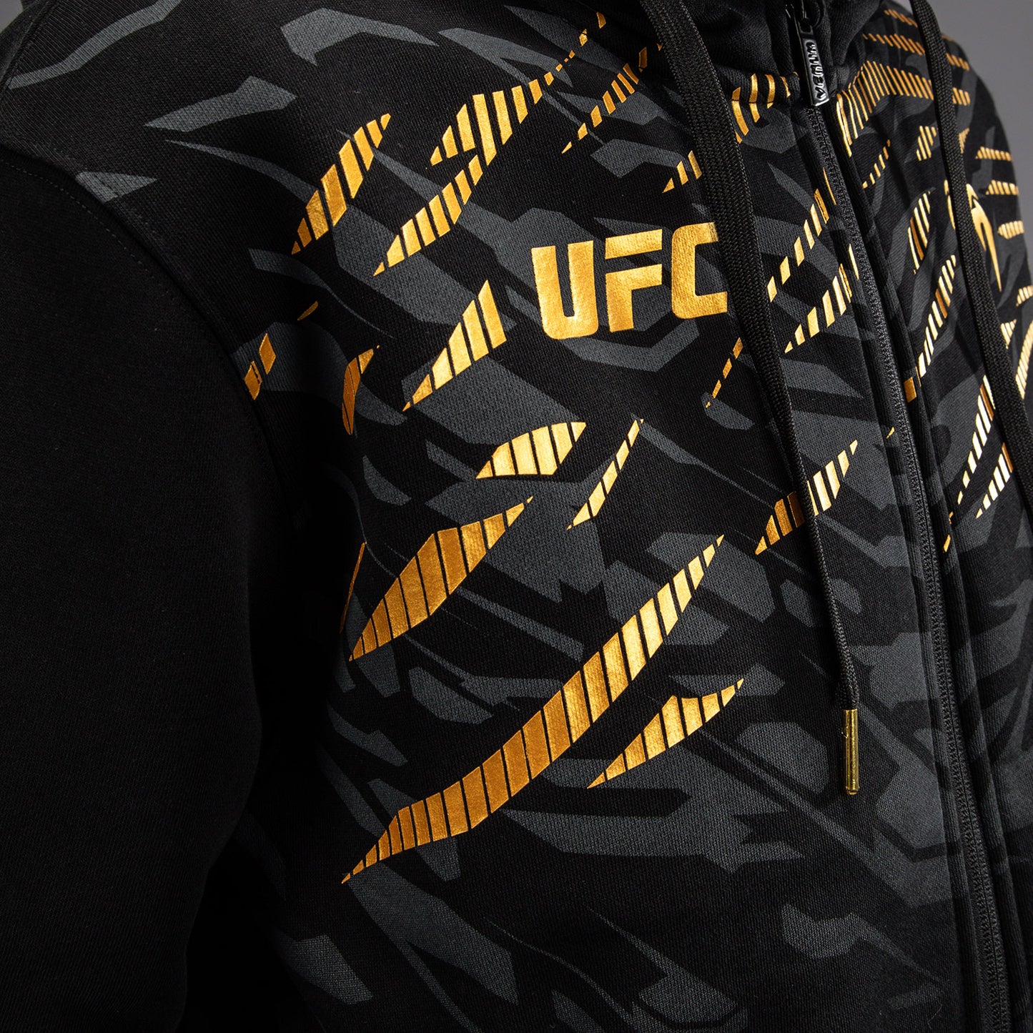 UFC Fusion by Venum Replica ジップ付きスウェットシャツ(女性用) - チャンピオン