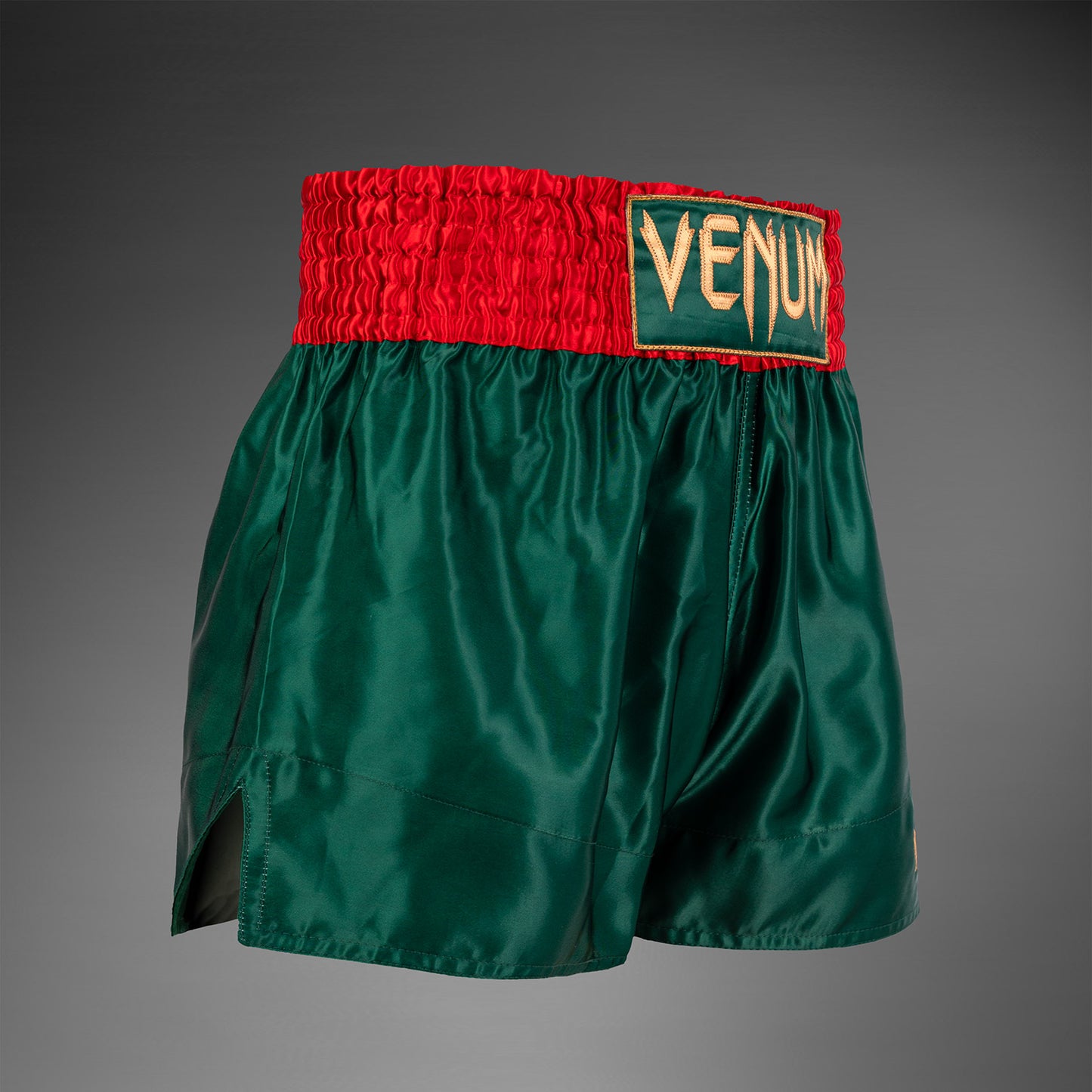 Venum Classic Muay Thai ショーツ - ディープフォレストグリーン