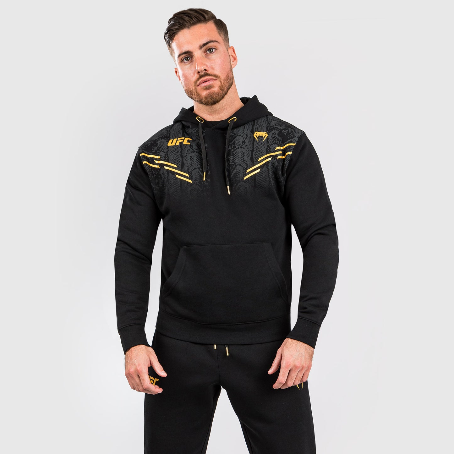 UFC Adrenaline by Venum Replica メンズ・プルオーバー・パーカー - Champion