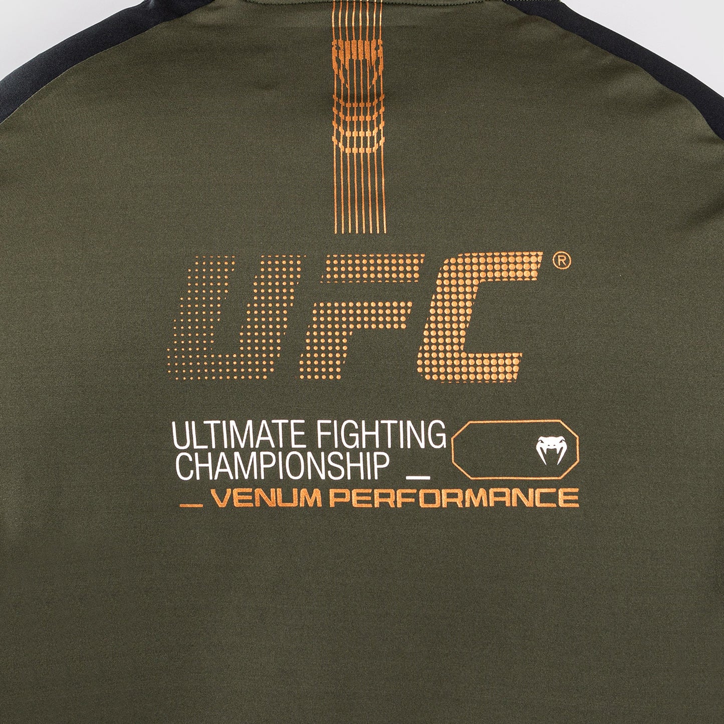 UFC Adrenaline by Venum Fight Week メンズ・ドライテックTシャツ - カーキ/ブロンズ