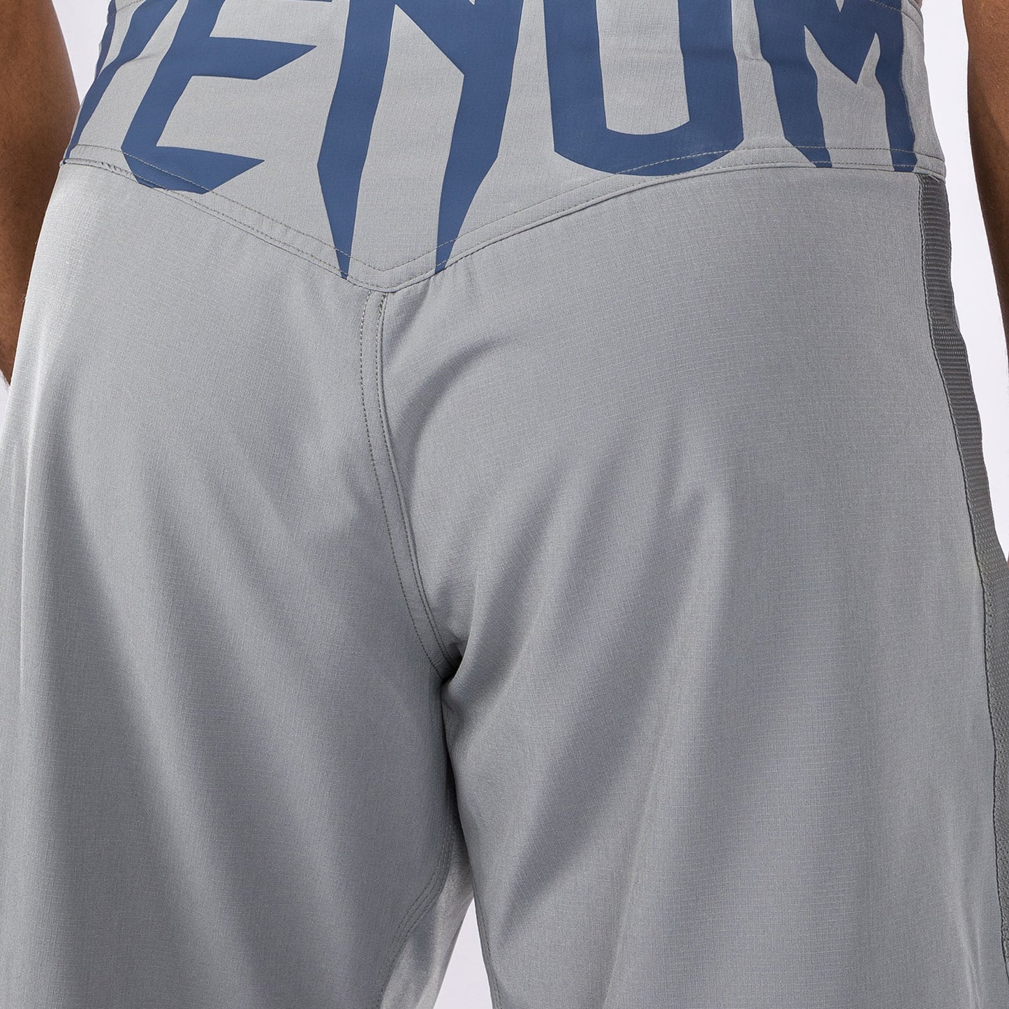 Venum Light 5.0 ファイトショーツ - グレー/ブルー
