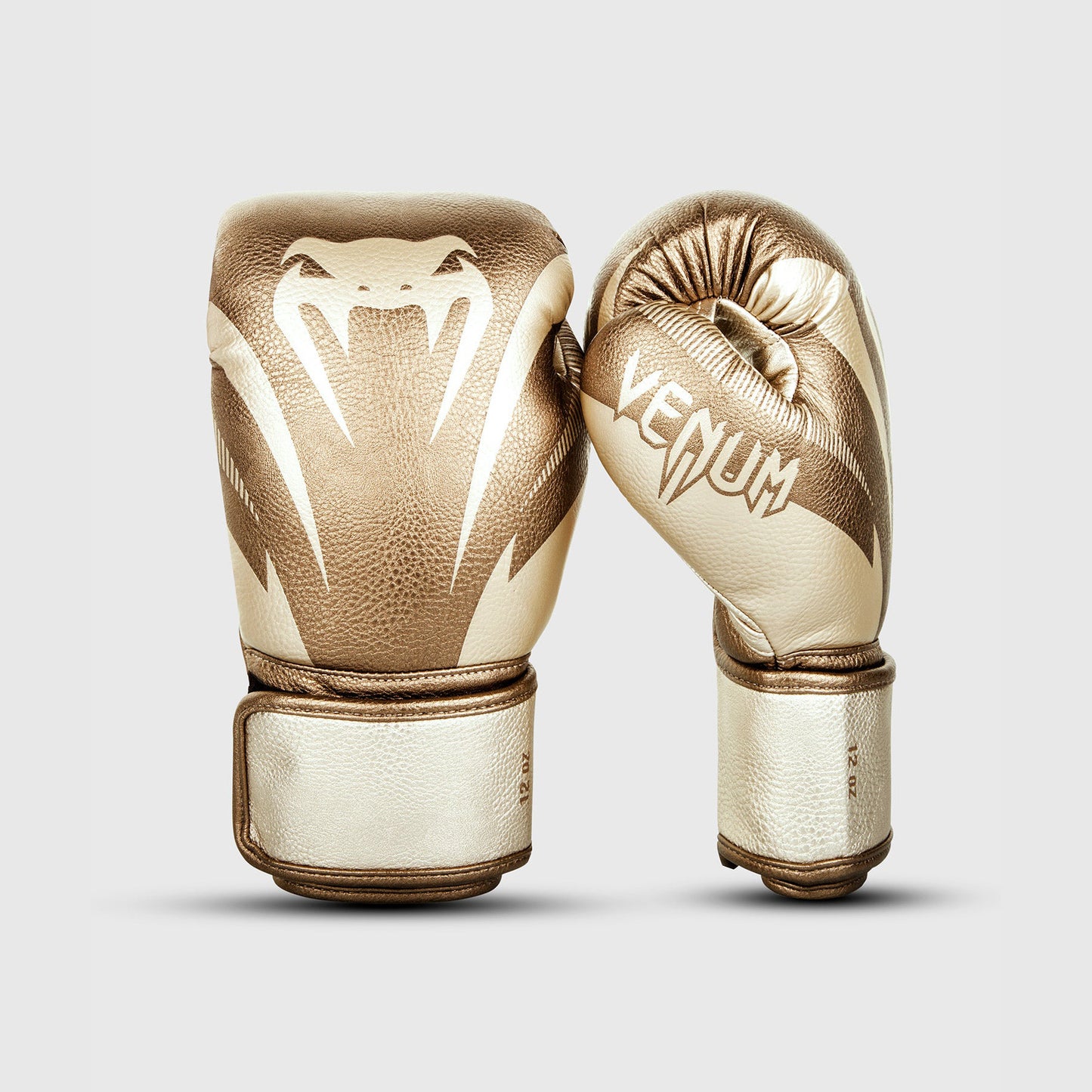 Venum Impact ボクシンググローブ