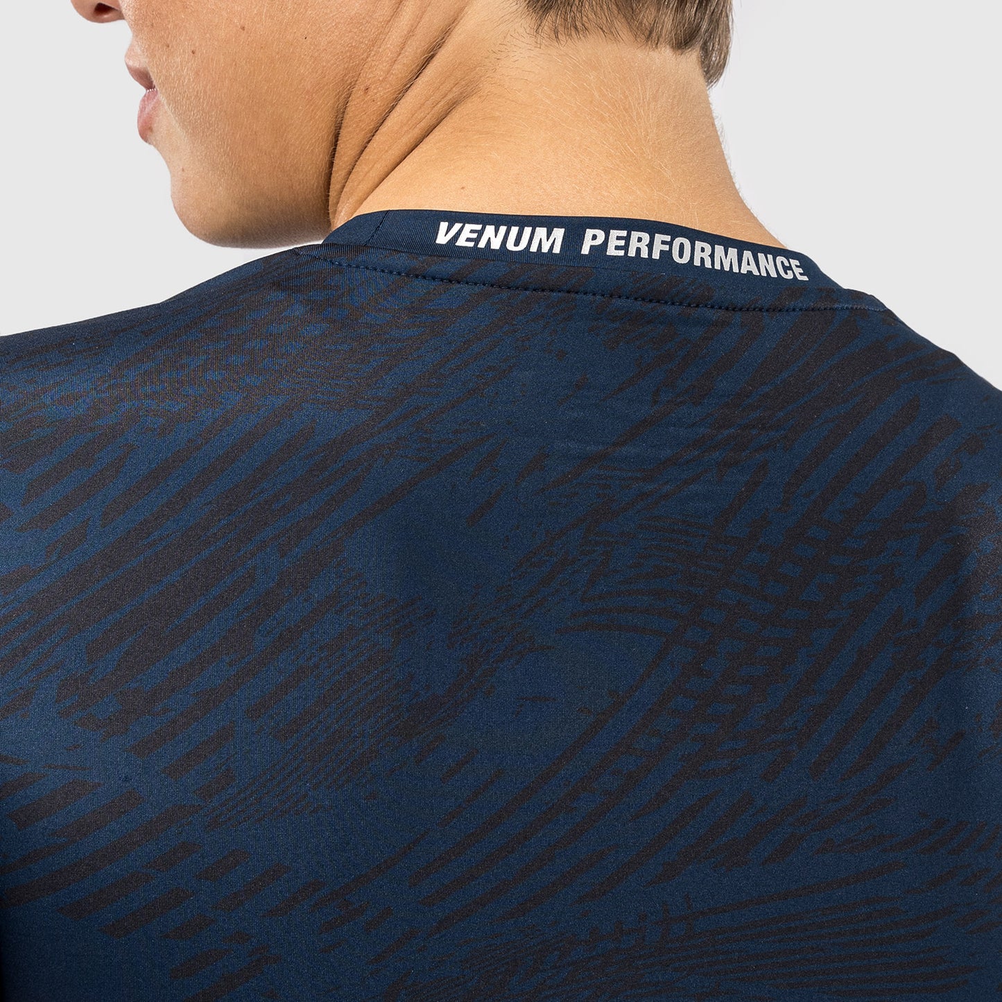 UFC Fusion by Venum Fight Week ドライテックTシャツ(女性用) - オーシャニックブルー
