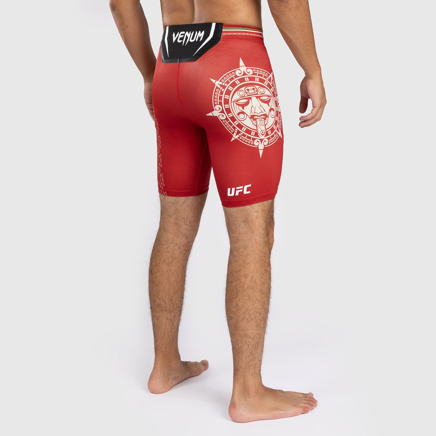 Noche UFC by Venum Authentic Fight Night メンズ ヴァーリトゥード ショートパンツ - レッド