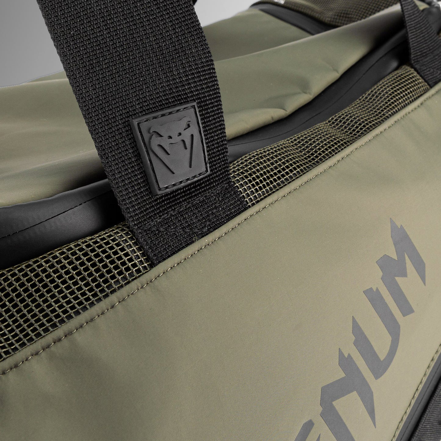 Venum Trainer Lite Evo スポーツバッグ - カーキ/ブラック
