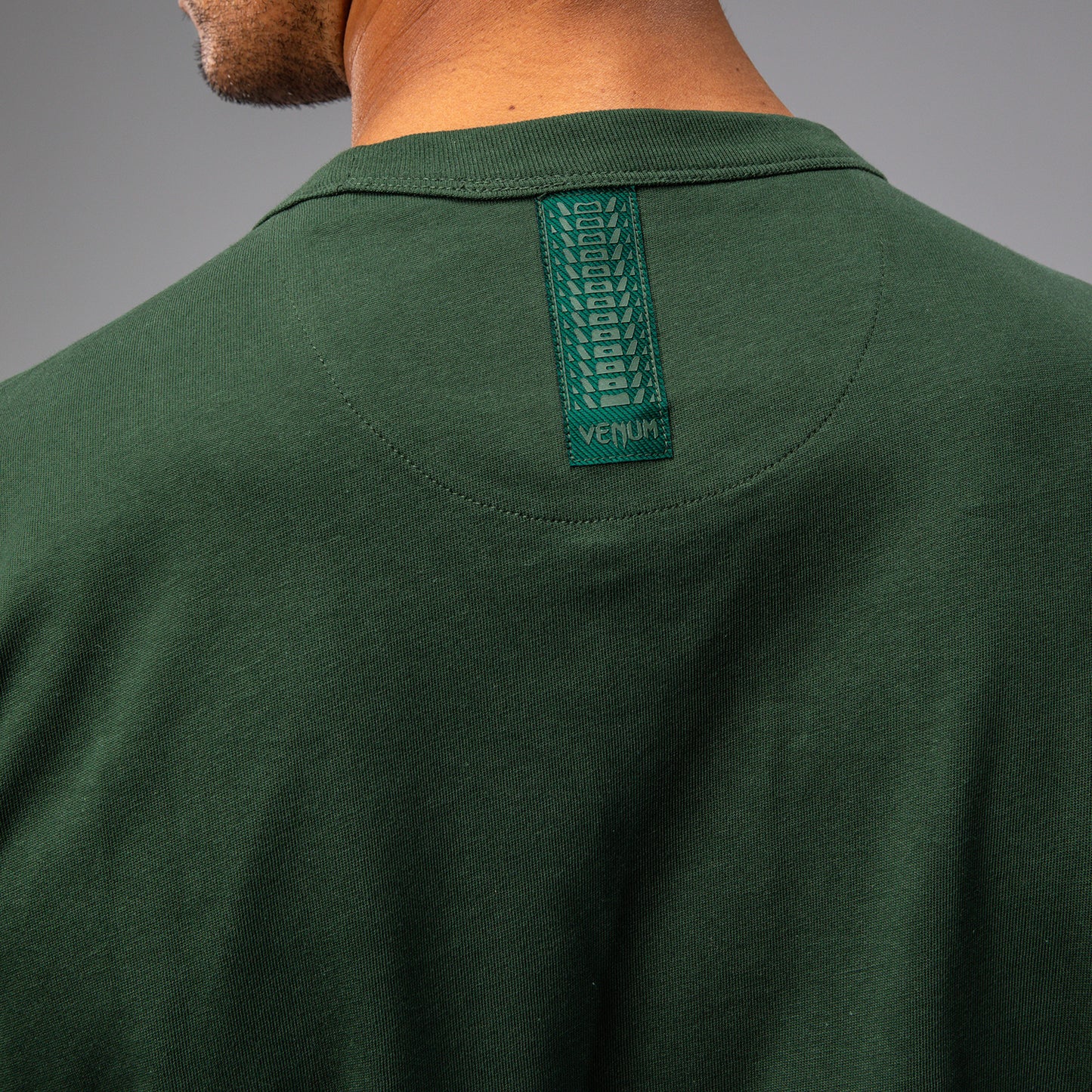 Venum Silent Power T-Shirt - フォレストグリーン