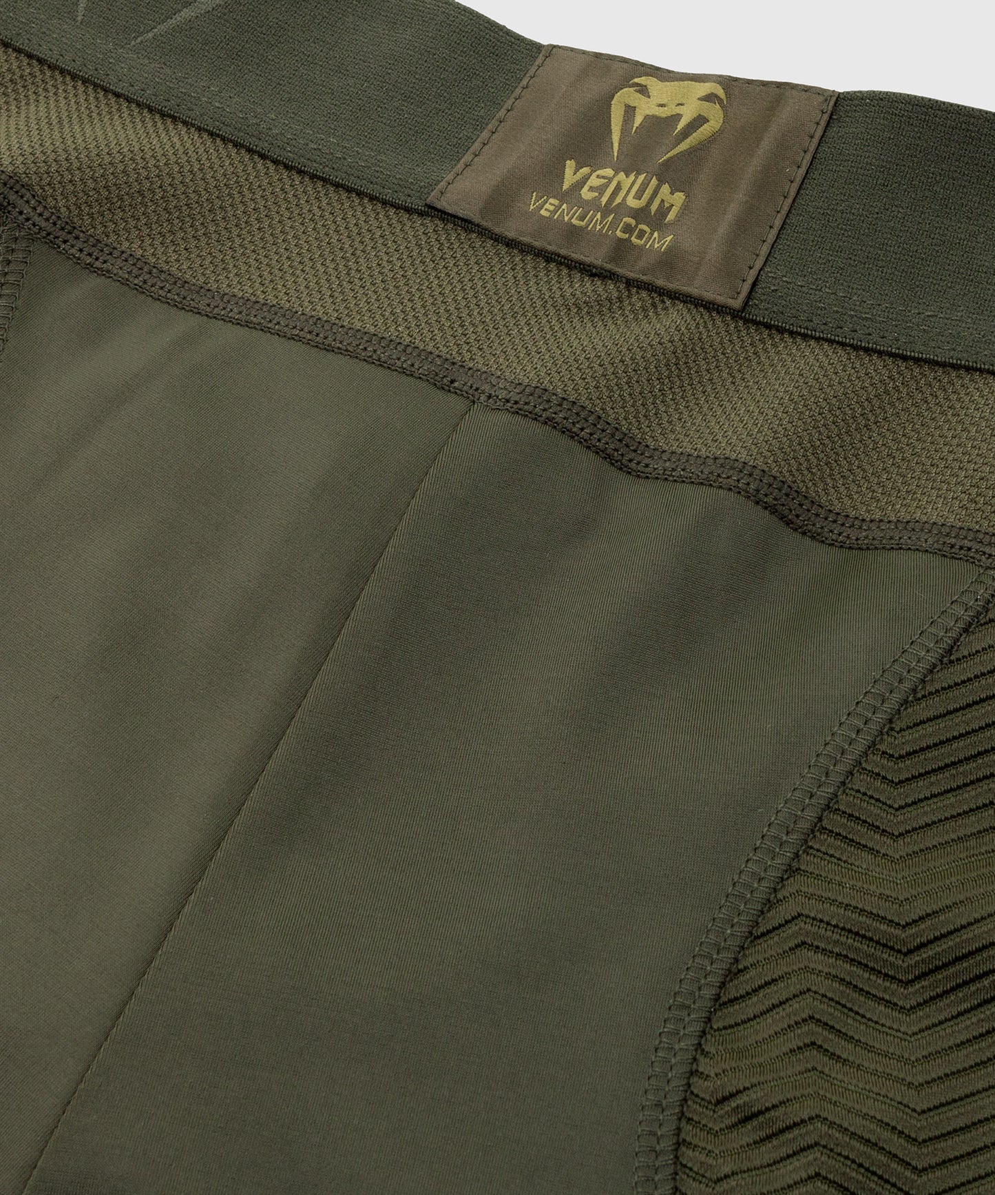 Venum G-Fit コンプレッションショーツ - カーキ