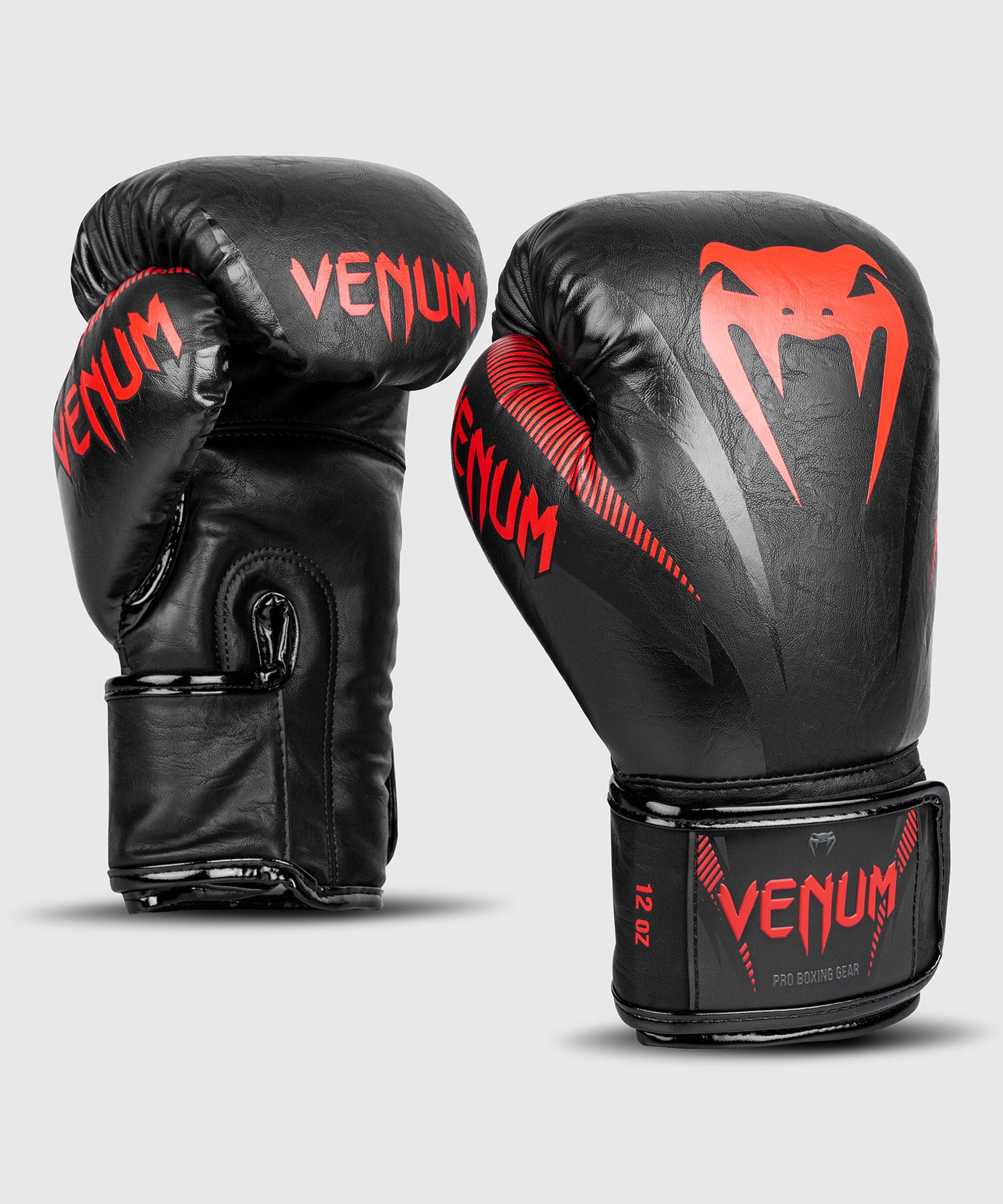Venum Impact ボクシンググローブ - ブラック/レッド