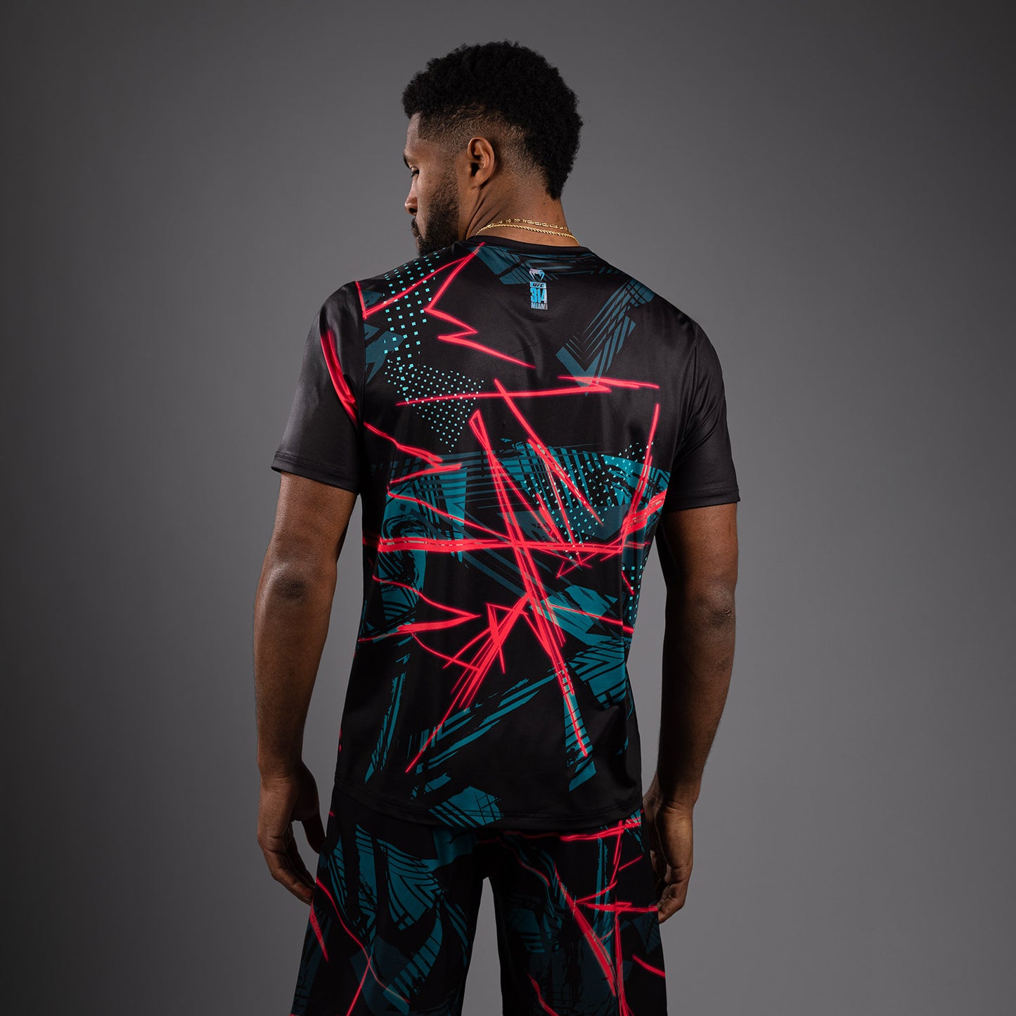 UFC Fusion By Venum Miami Edition Fight Week メンズ ドライテックTシャツ - ブラック