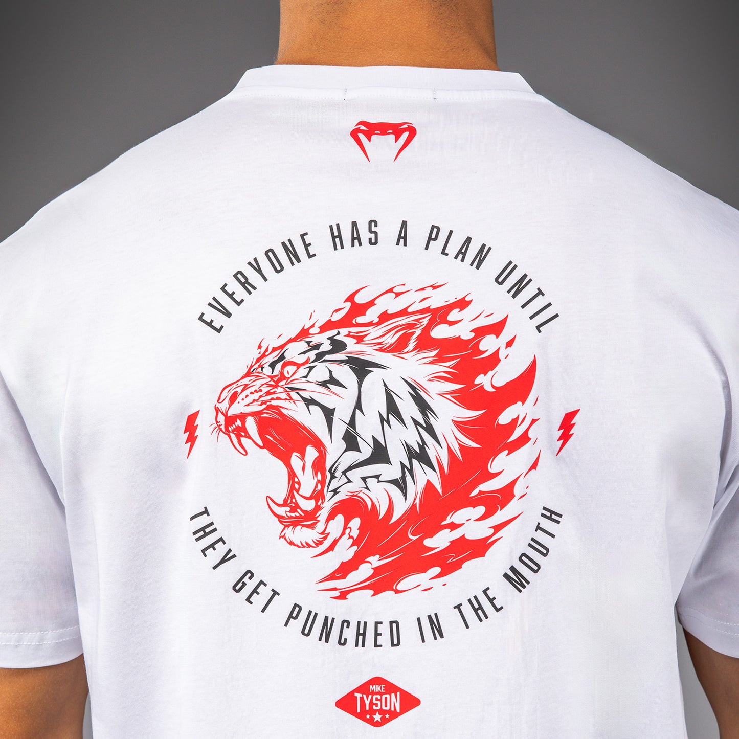 Venum x Mike Tyson: Tiger Tシャツ - オプティカルホワイト