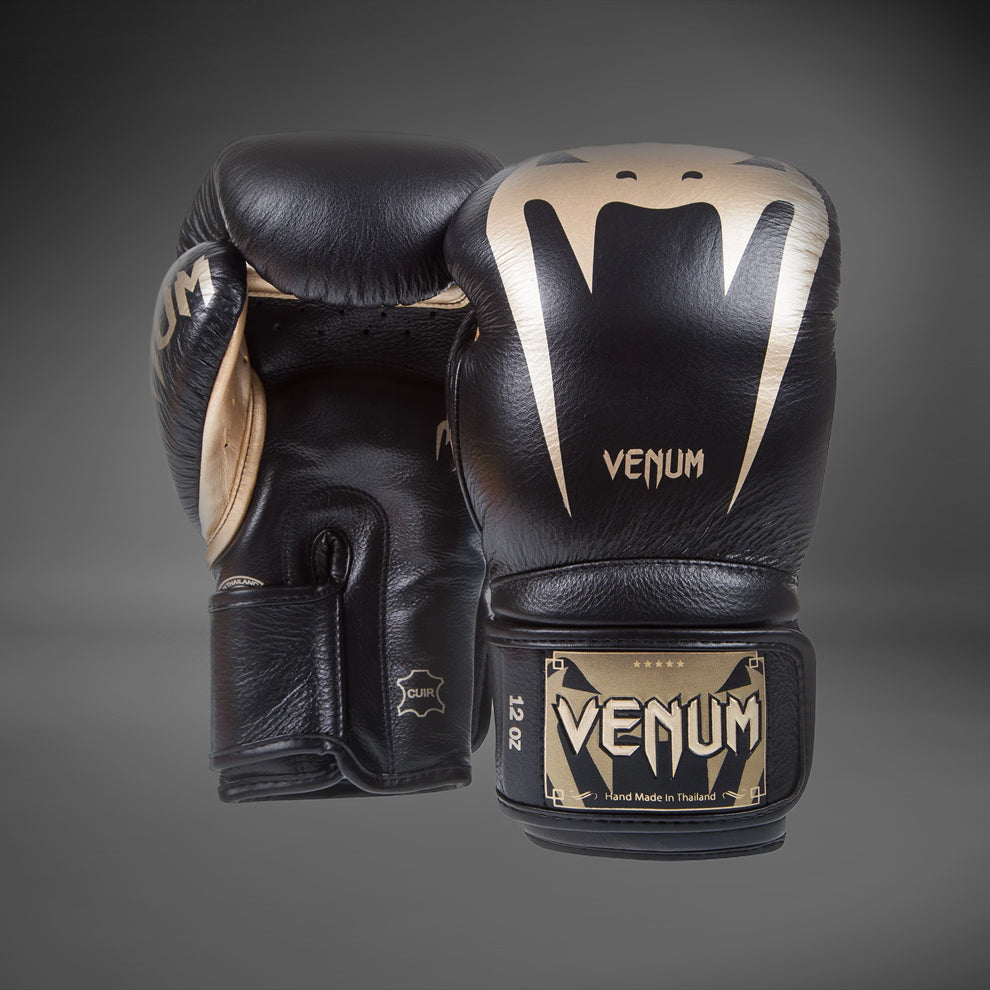 Venum Giant 3.0 ボクシンググローブ - ナッパレザー
