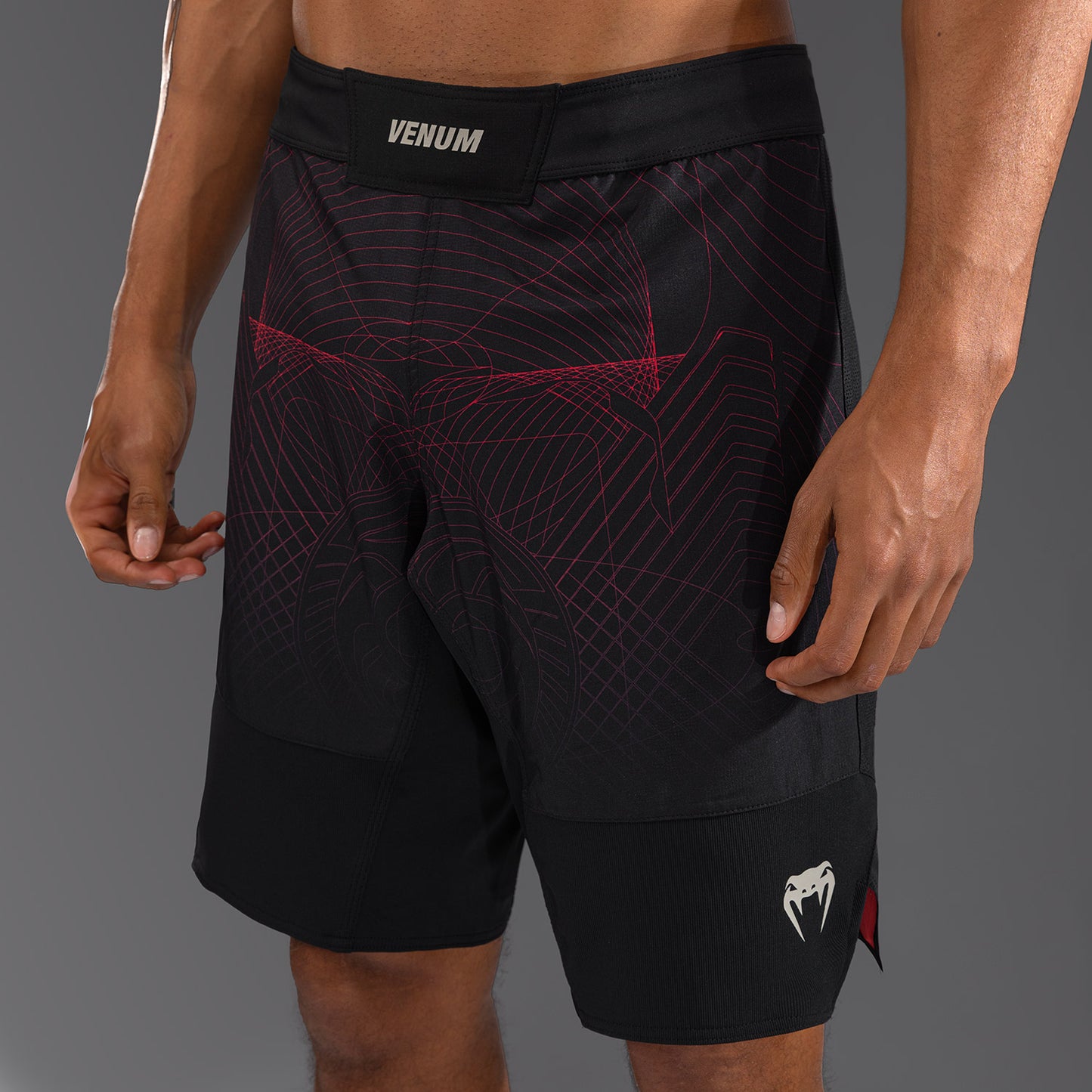 Venum G-Fit Air ファイトショーツ メンズ - ディープブラック/ファイヤーレッド
