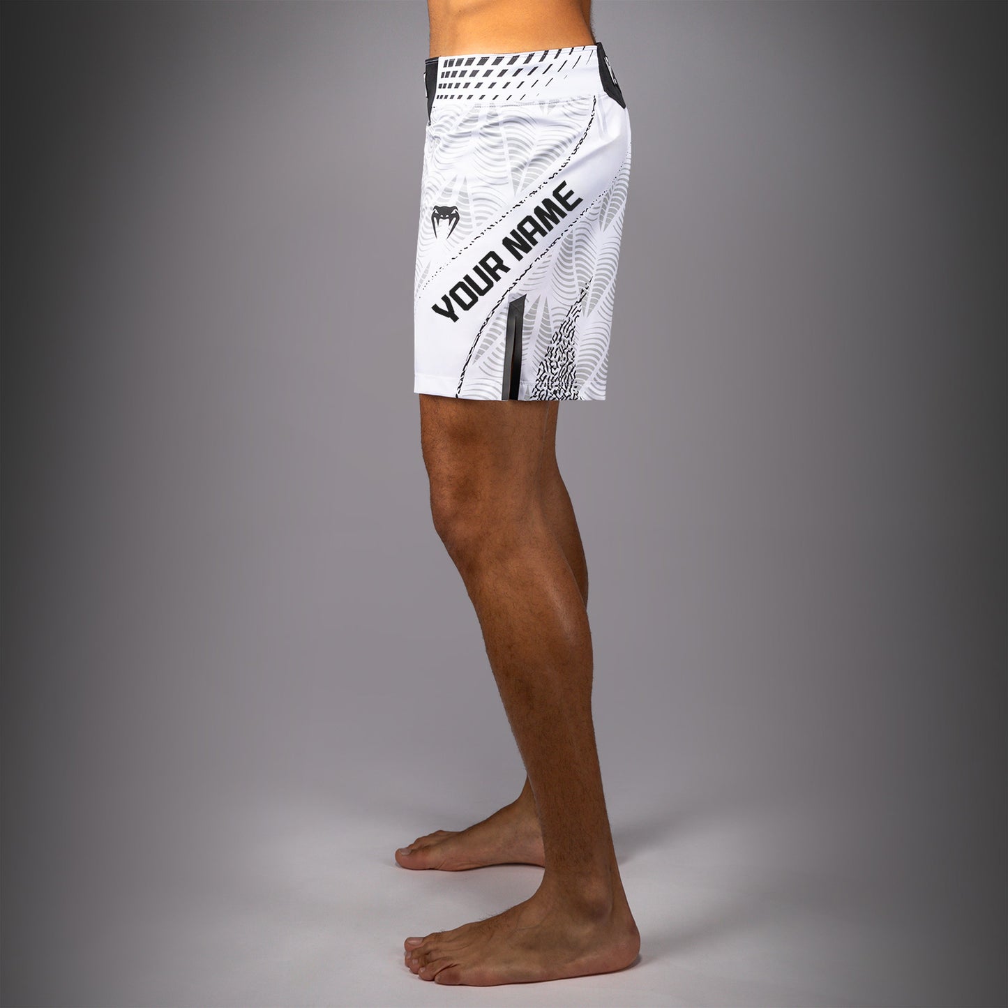UFC Zenith by Venum Authentic Fight Night ショートフィットファイトショーツ メンズ - ホワイト