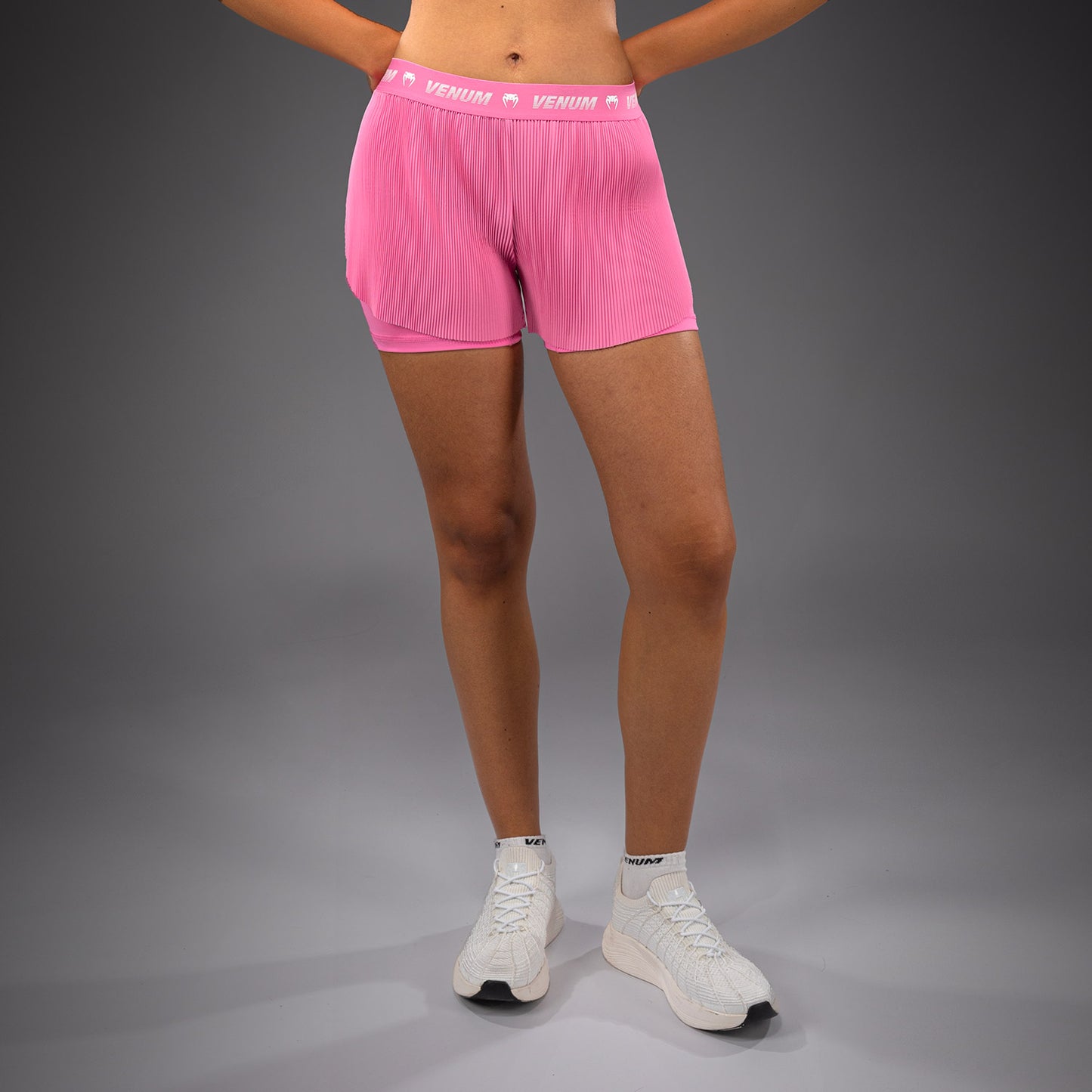 Venum Flowfit レディーストレーニングショーツ - キャンディピンク