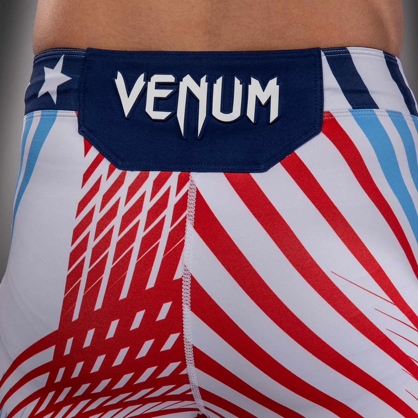 UFC Freedom 250 by Venum メンズ Custom Authentic Fight Night ヴァーリトゥード ショーツ - ホワイト