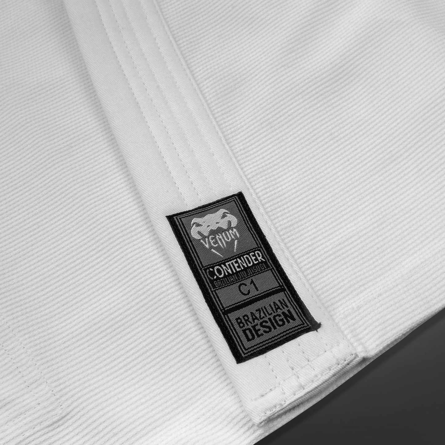 Venum Contender キッズ BJJ 着（無料のホワイトカラーベルト付き）- ブラン