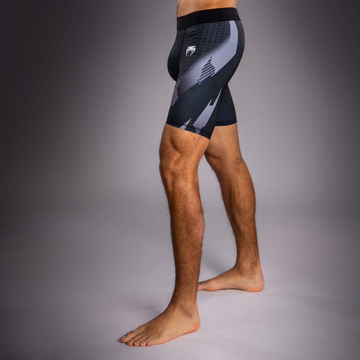 Venum No-Gi 6.0 コンプレッションショーツ - ブラック/ホワイト