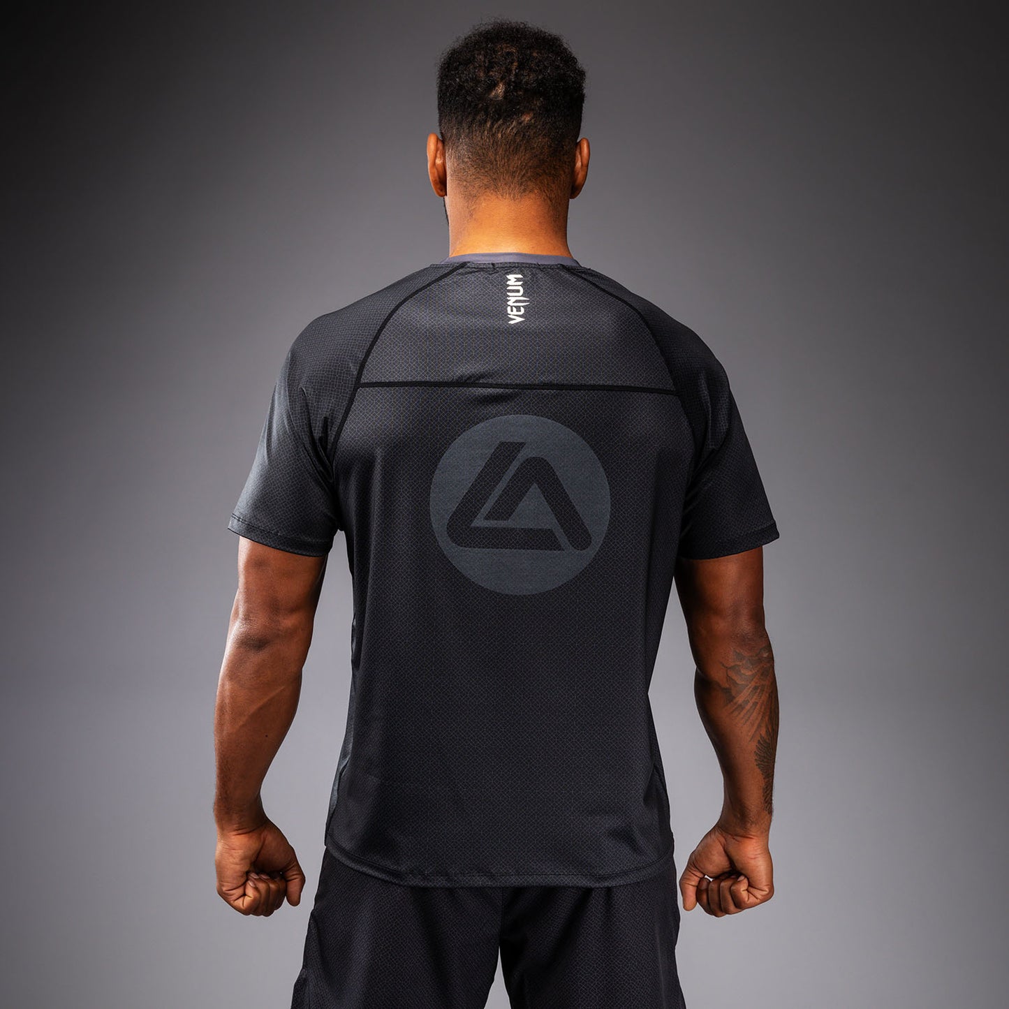 Venum x Roger Gracie Academy ドライテックTシャツ - ブラック