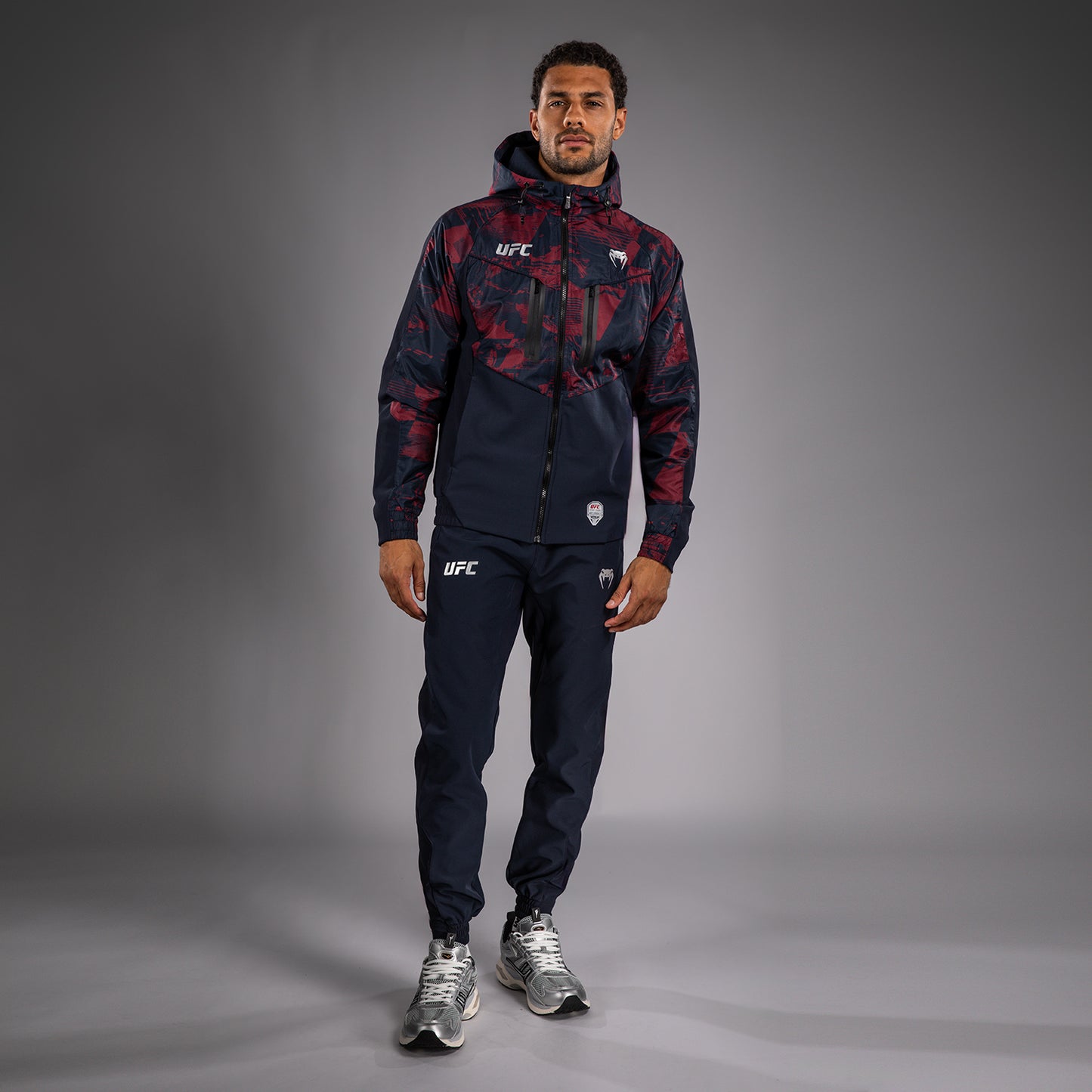 UFC Zenith by Venum Authentic Fight Week ジップパーカー メンズ - ネイビーブルー/バーガンディ/シルバー