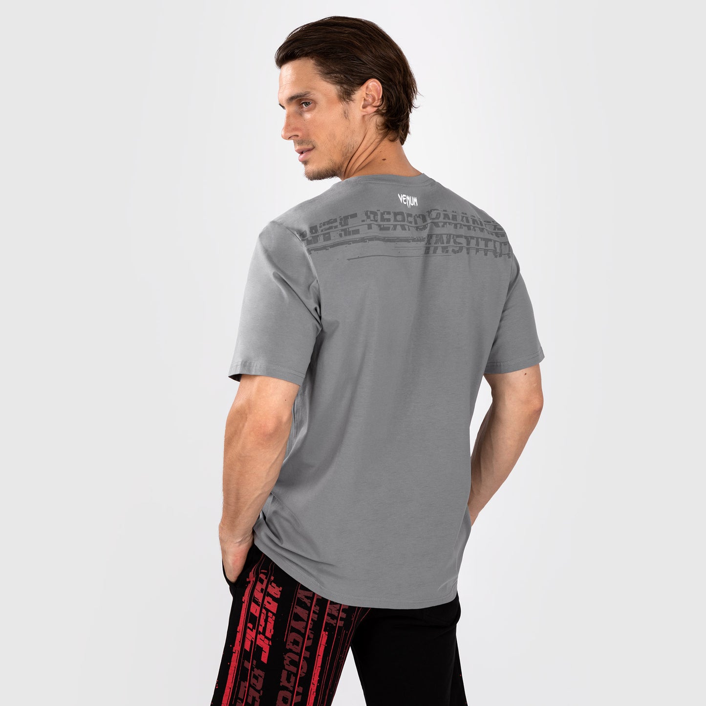 UFC Venum Performance Institute 2.0 メンズTシャツ - グレー