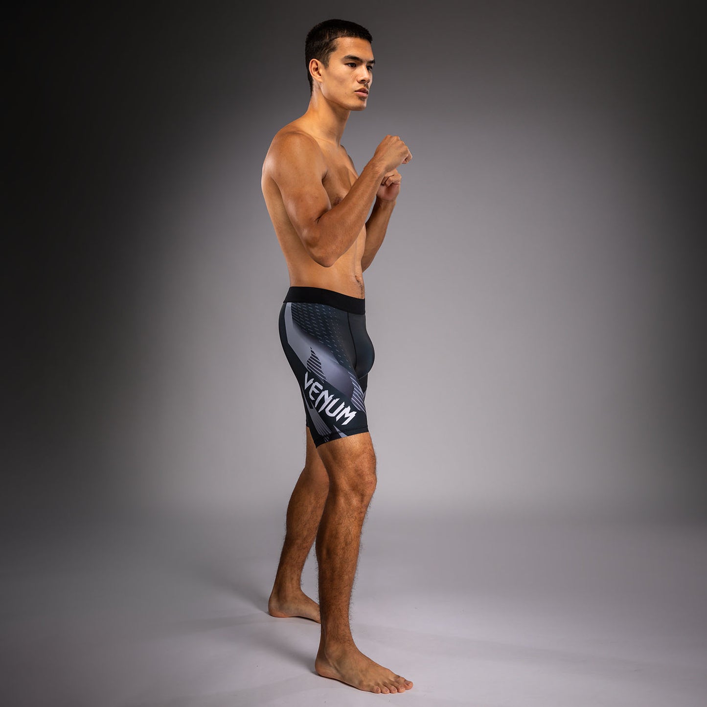 Venum No-Gi 6.0 コンプレッションショーツ - ブラック/ホワイト