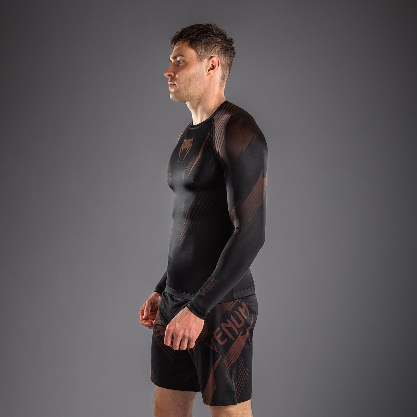 Venum No-Gi 6.0 長袖ラッシュガード - ブラック/ブラウン