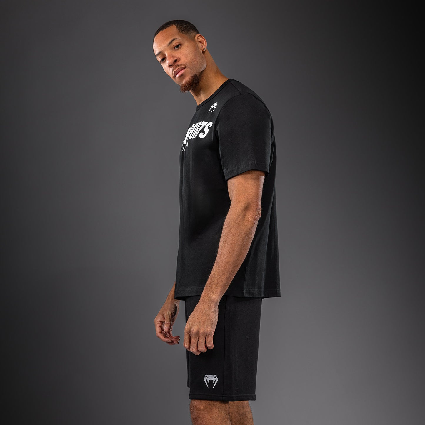 Venum Motorsports VT ドライテックTシャツ – ブラック/ホワイト