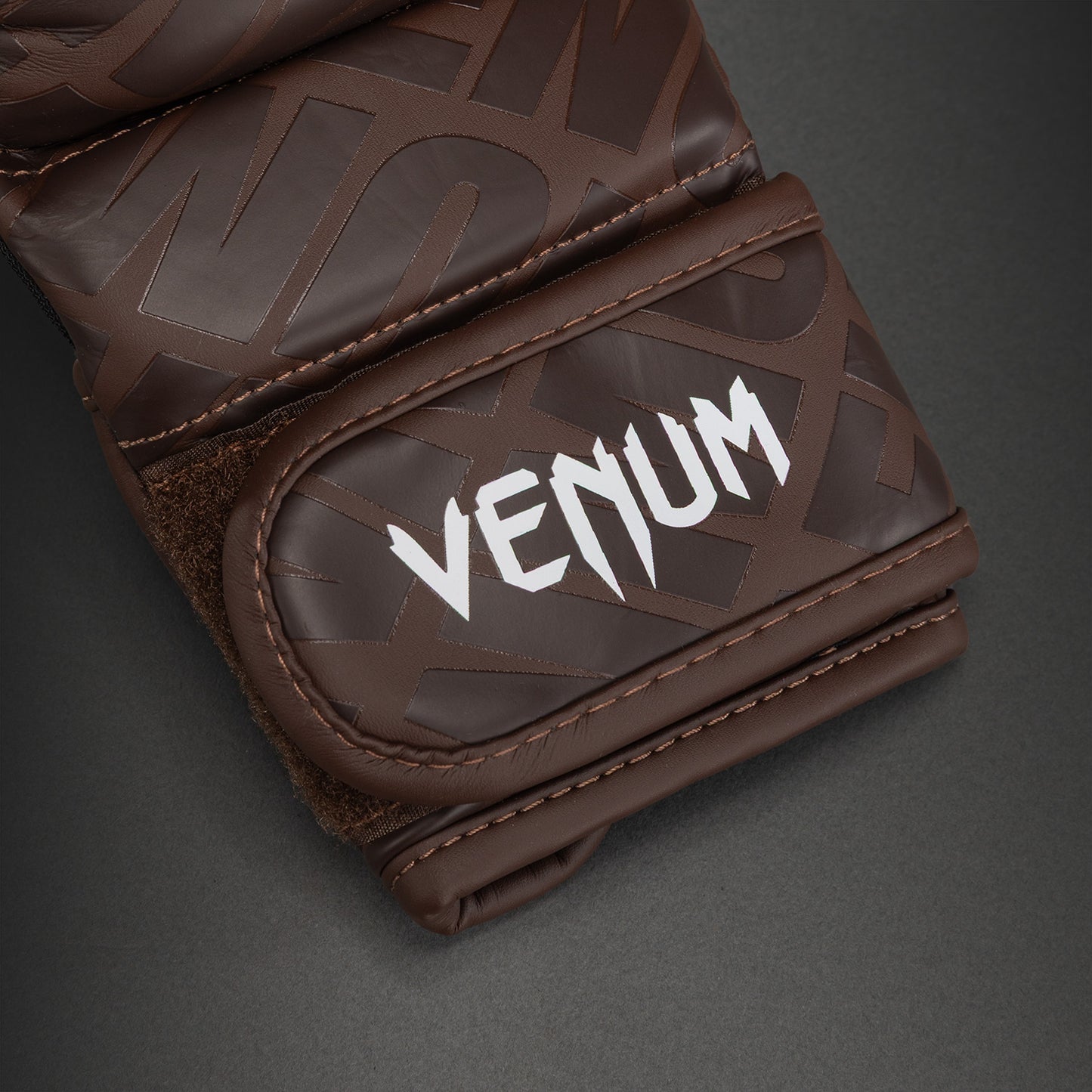 Venum Contender 1.5 XT 3D スパーリンググローブ - ダークブラウン
