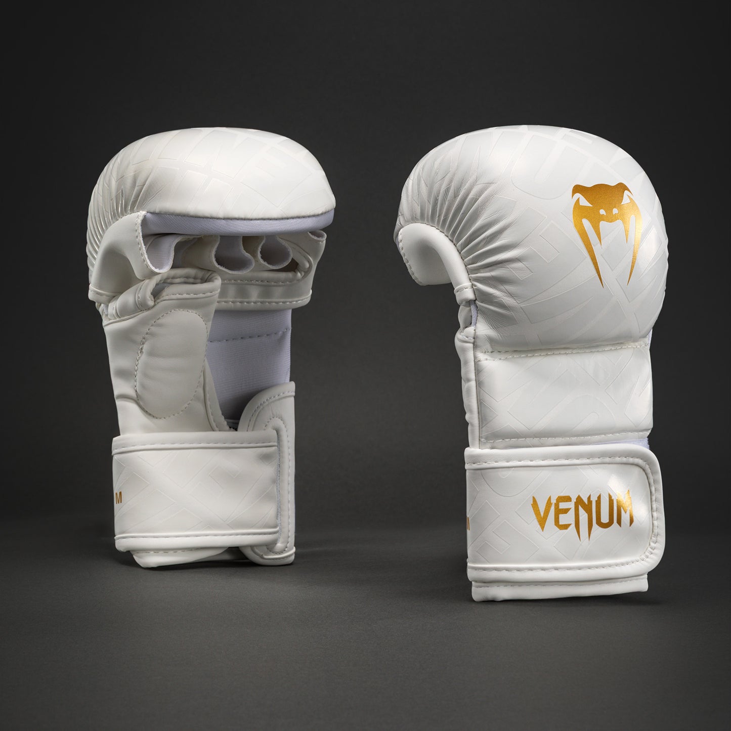 Venum Contender 1.5 XT 3D スパーリンググローブ - ホワイト/ゴールド