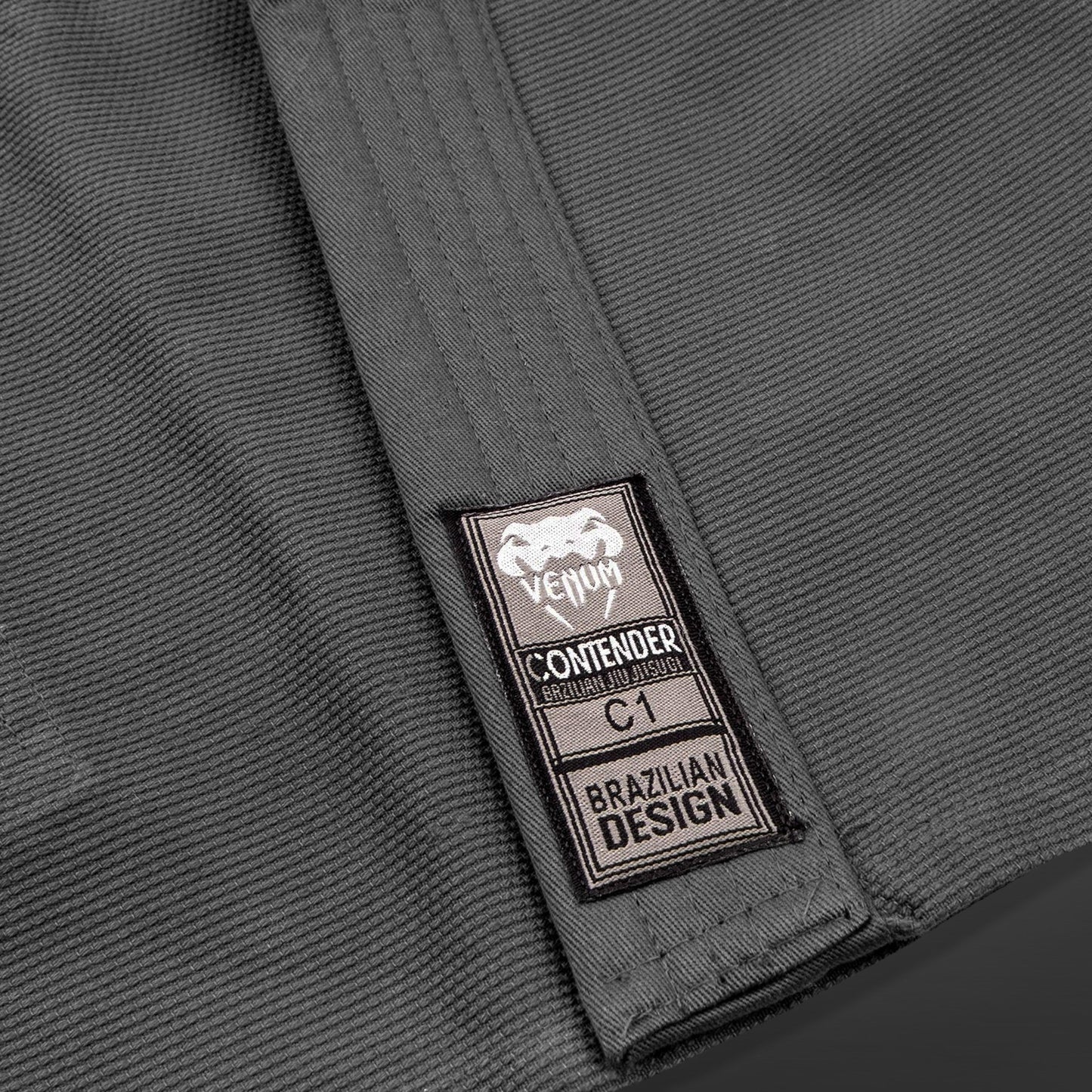 Venum Contender キッズ BJJ 着（無料のホワイトカラーベルト付き）- グリ