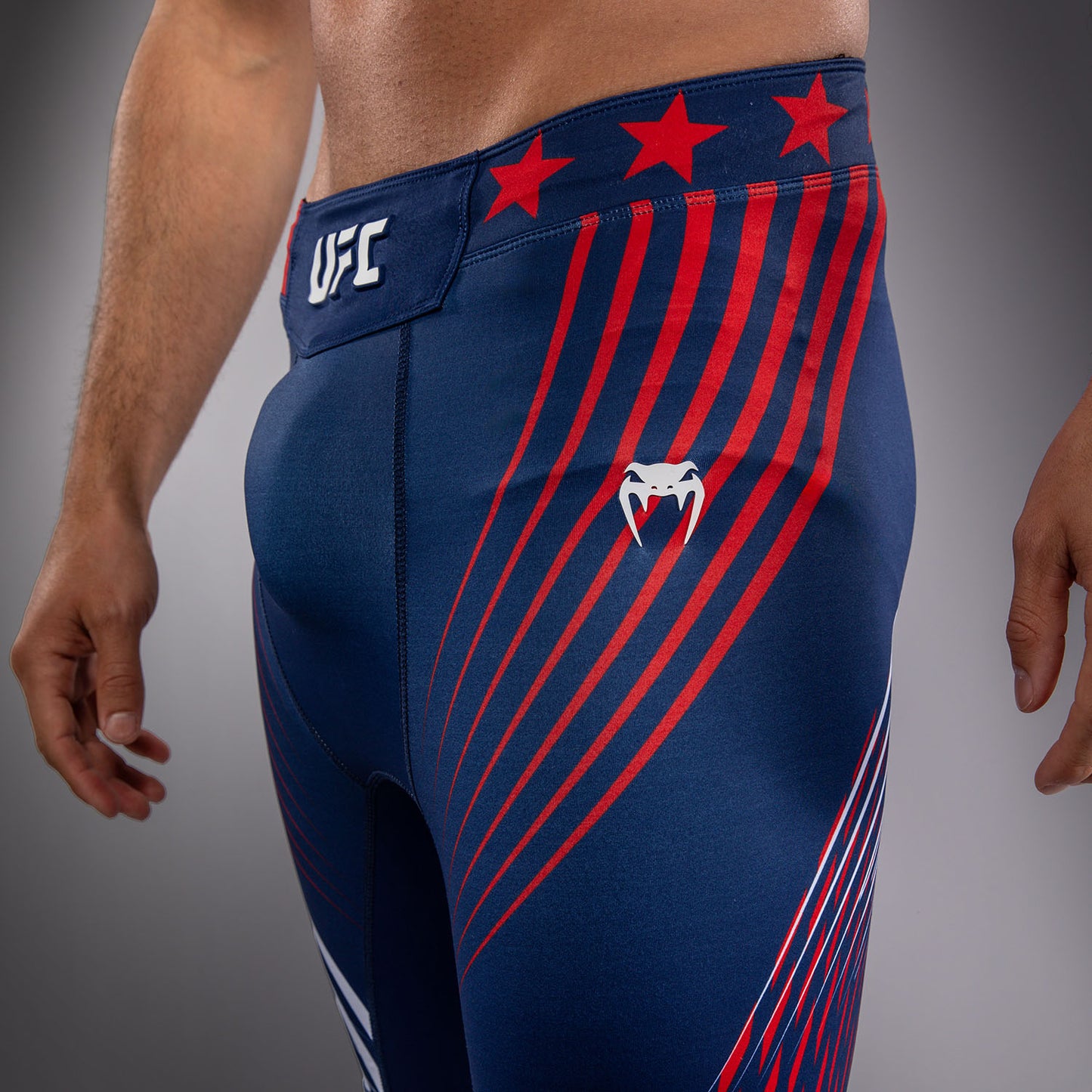 UFC Freedom 250 by Venum メンズ Custom Authentic Fight Night ヴァーリトゥード ショーツ - ブルー