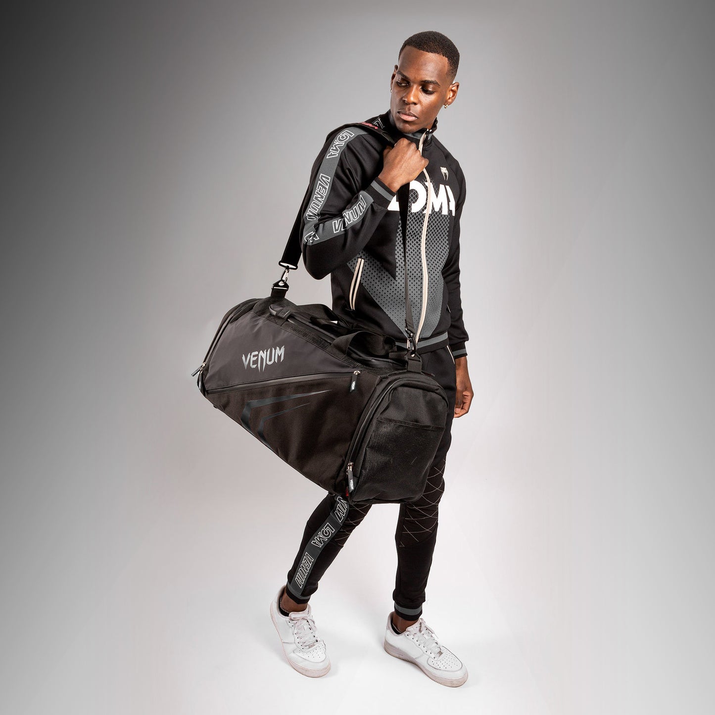 Venum Trainer Lite Evo スポーツバッグ