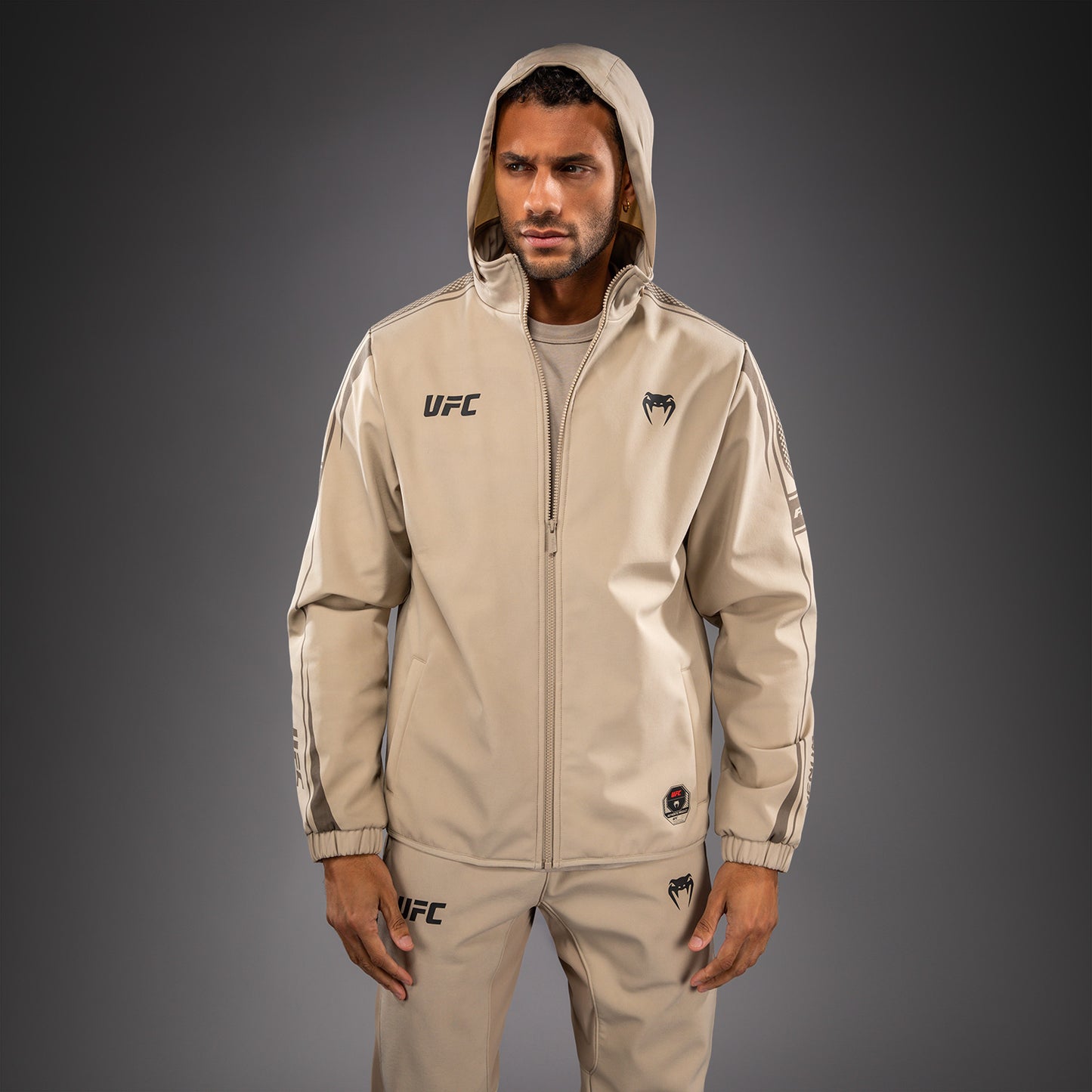 Venum UFC Unity by Venum Authentic Fight Week メンズ ジップフーディー - サンド