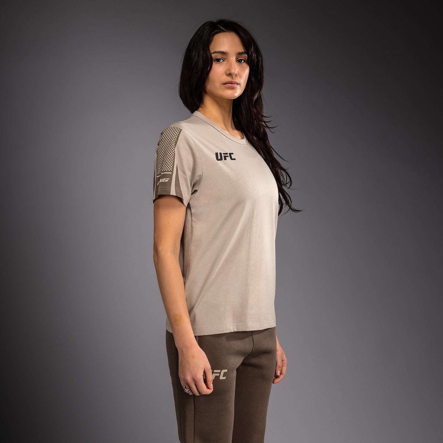 Venum UFC Unity by Venum Authentic Fight Week ウィメンズ 半袖Tシャツ - サンド