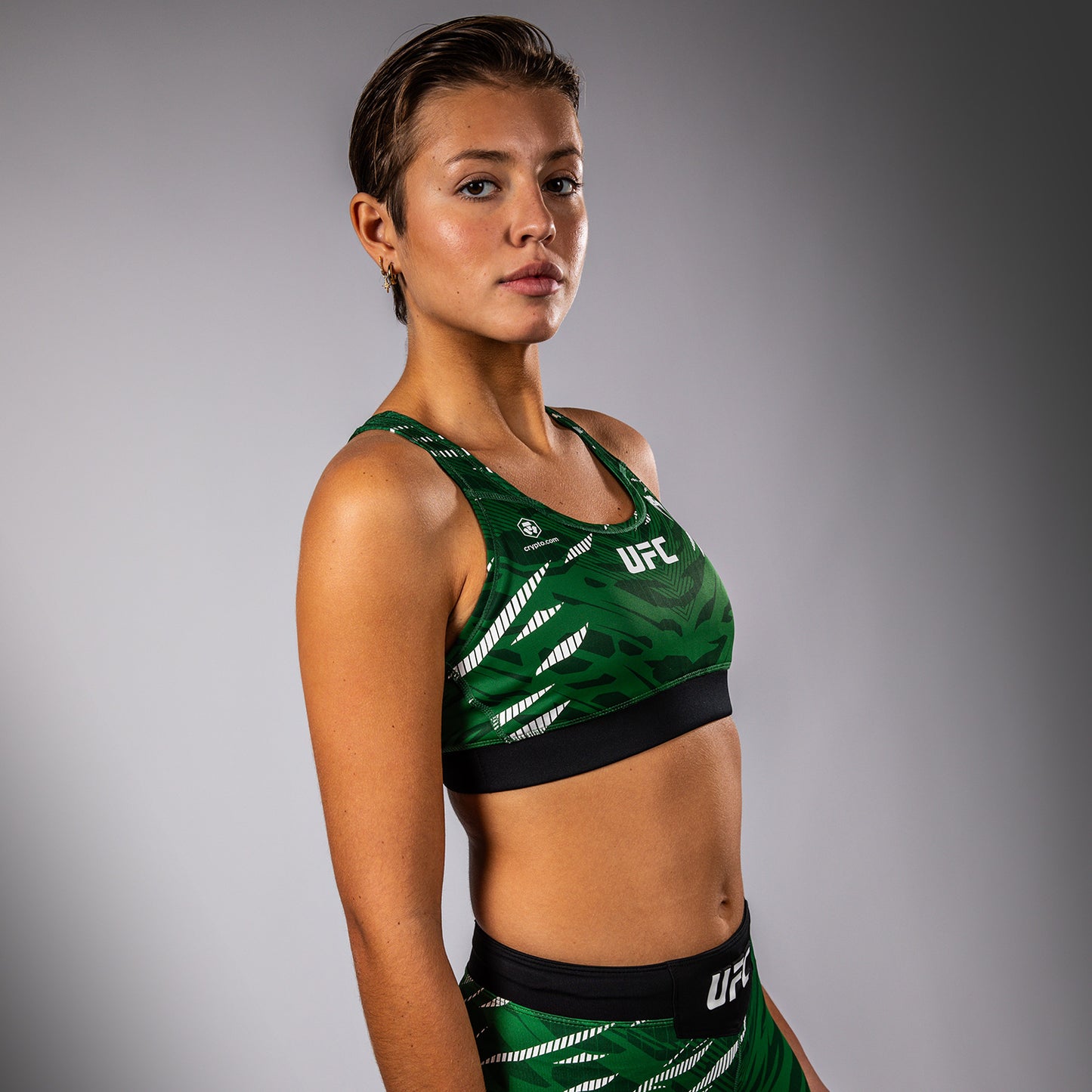 UFC Fusion by Venum Authentic Fight Night スポーツブラ（女性用） - グリーン