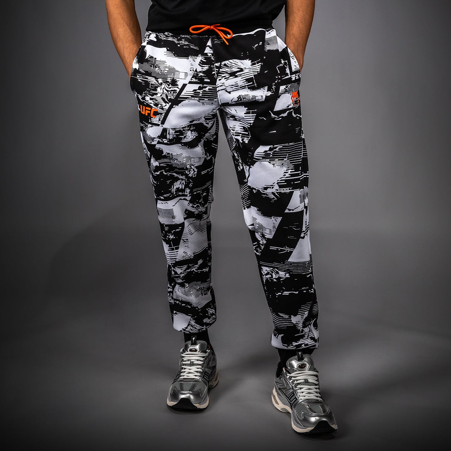 UFC Zenith by Venum Authentic Fight Week パンツ メンズ - ホワイト