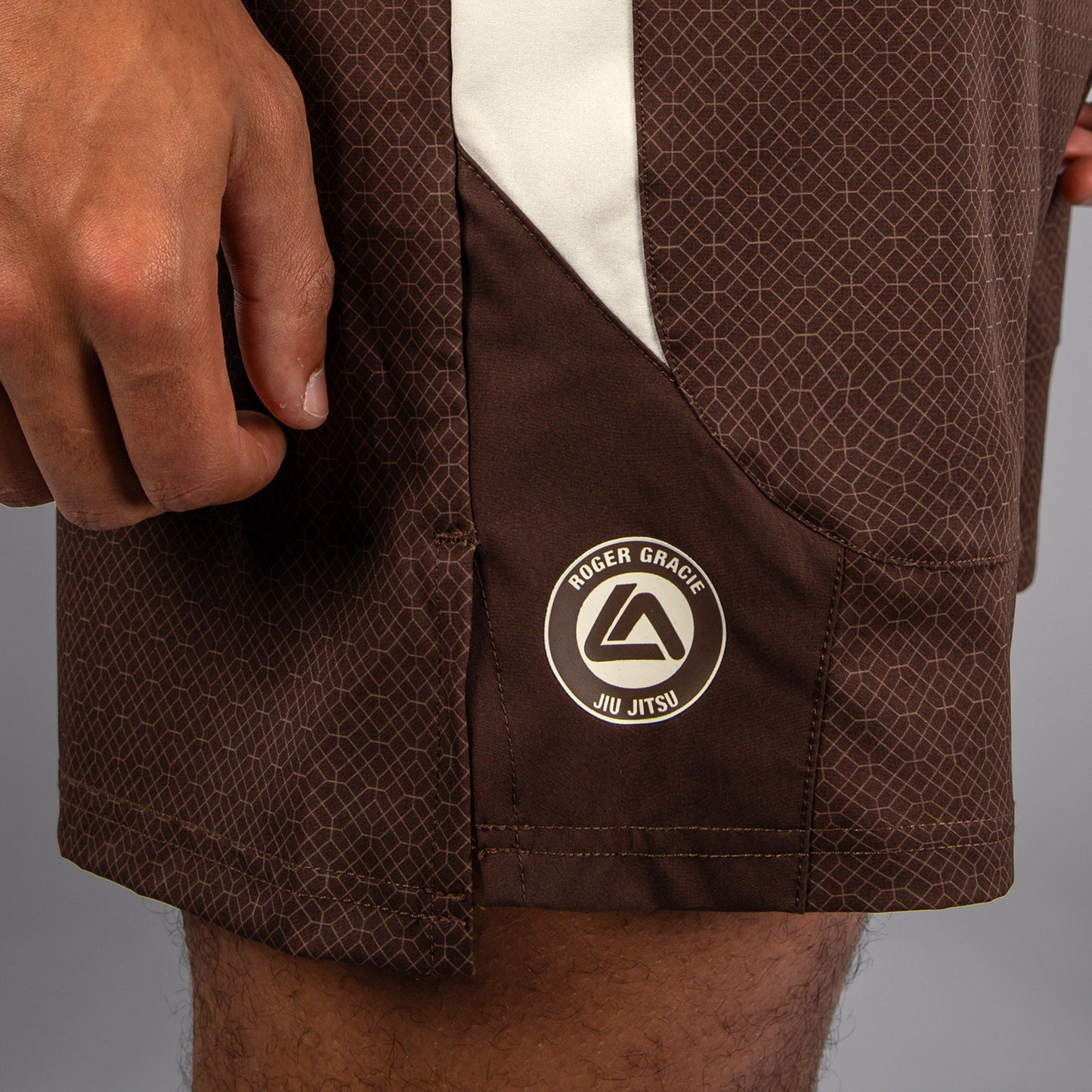 Venum x Roger Gracie Academy ファイトショーツ - ダークブラウン