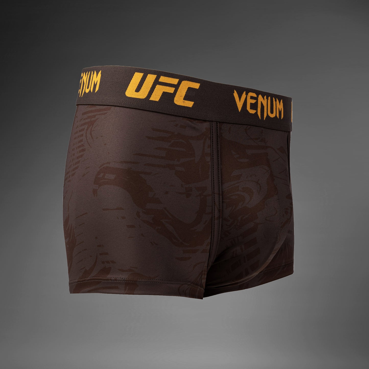 UFC Fusion by Venum Fight Week 重量級インナー（男性用） - アーセンブラウン