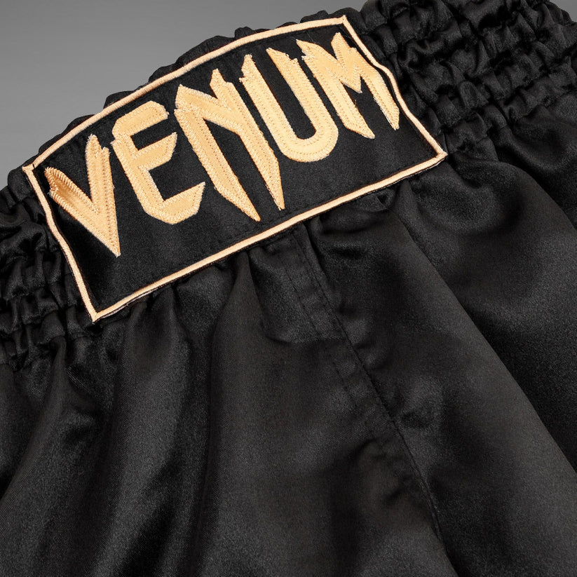 Venum Classic ムエタイショーツ  ブラック/ゴールド