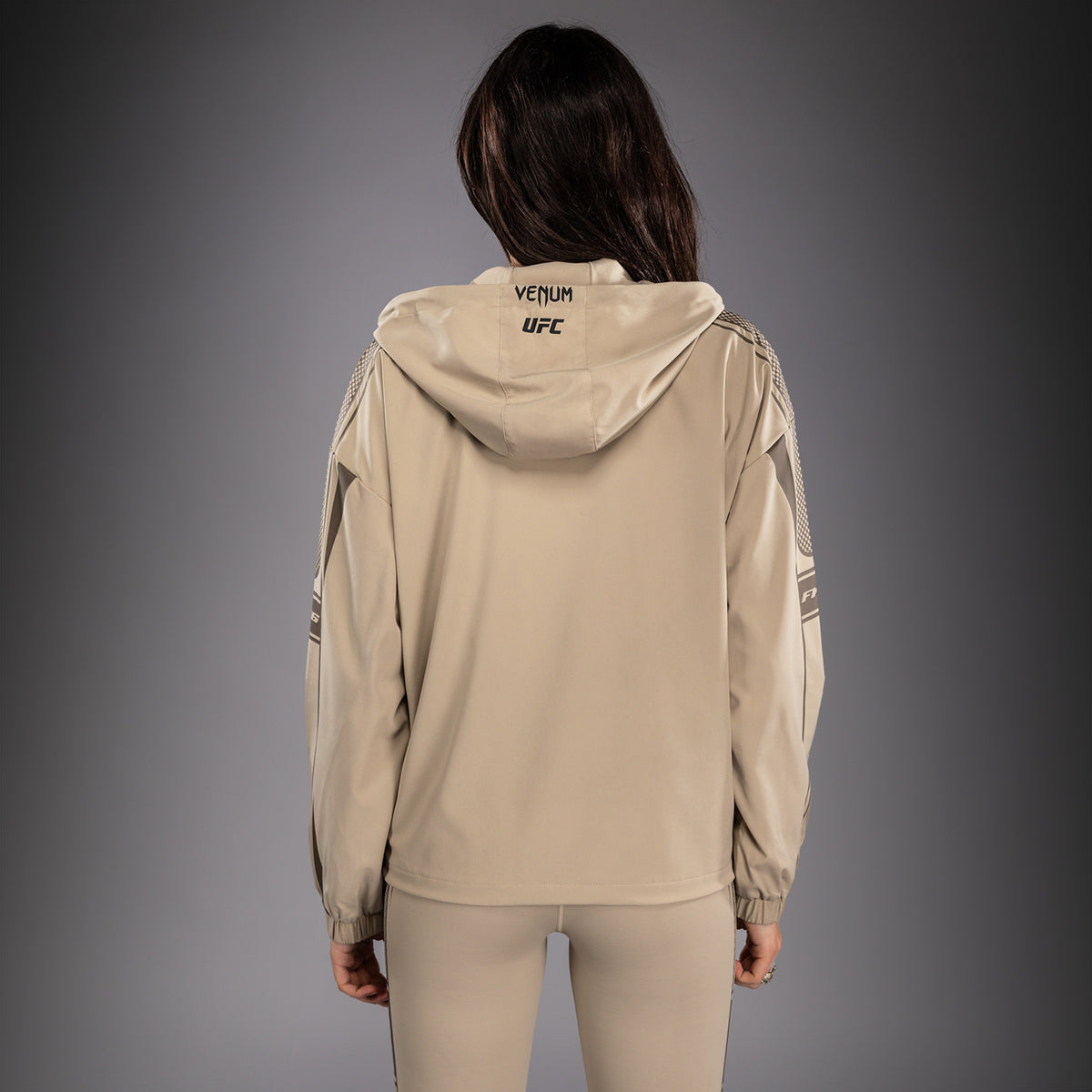 Venum UFC Unity by Venum Authentic Fight Week ウィメンズ ジップフーディー - サンド