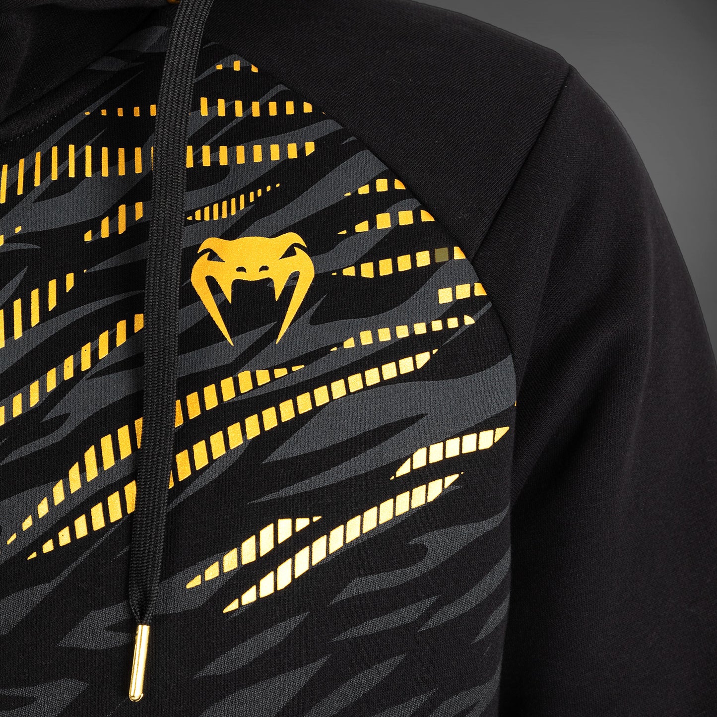 UFC Fusion by Venum Replica ジップ付きスウェットシャツ（男性用） - チャンピオン