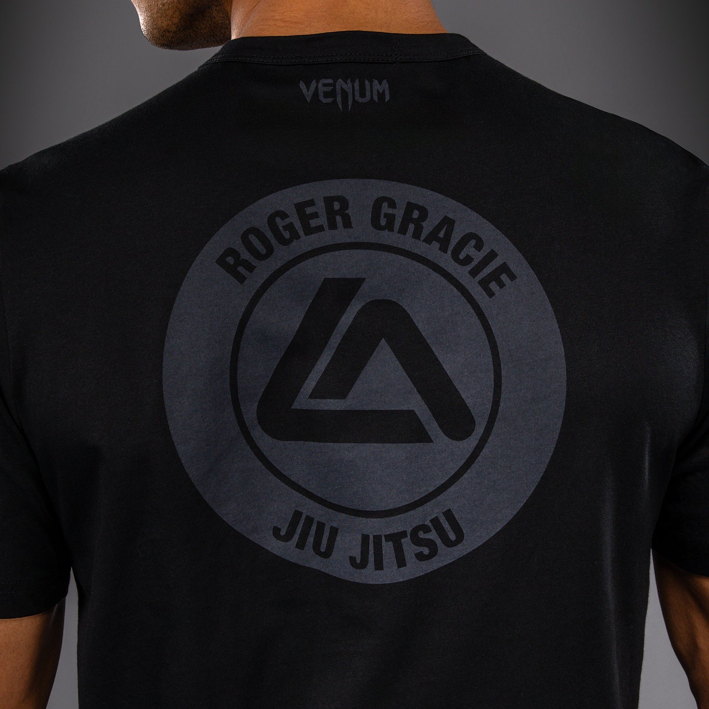 Venum x Roger Gracie Academy Tシャツ - ブラック