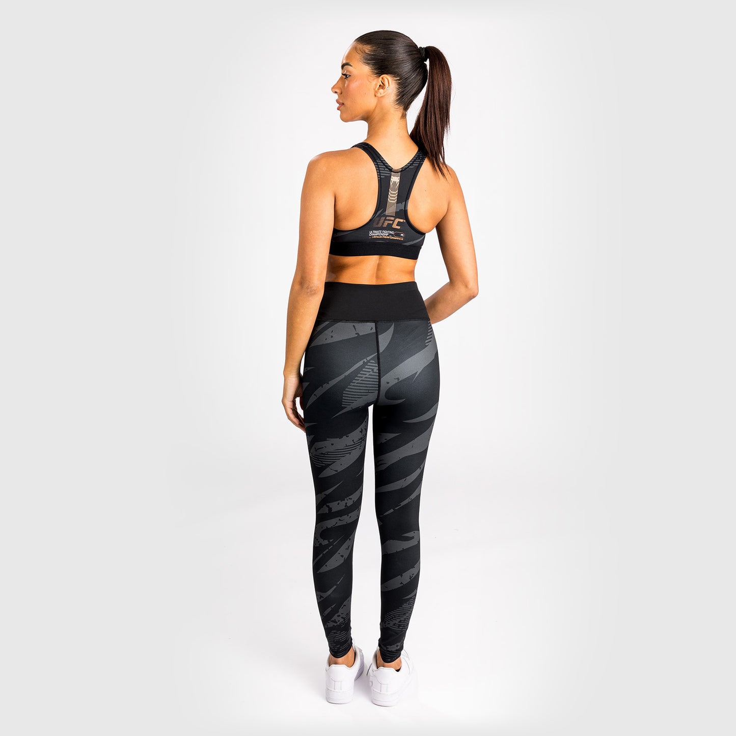 UFC Adrenaline By Venum Fight Week - 女性用スポーツブラ - Urban Camo