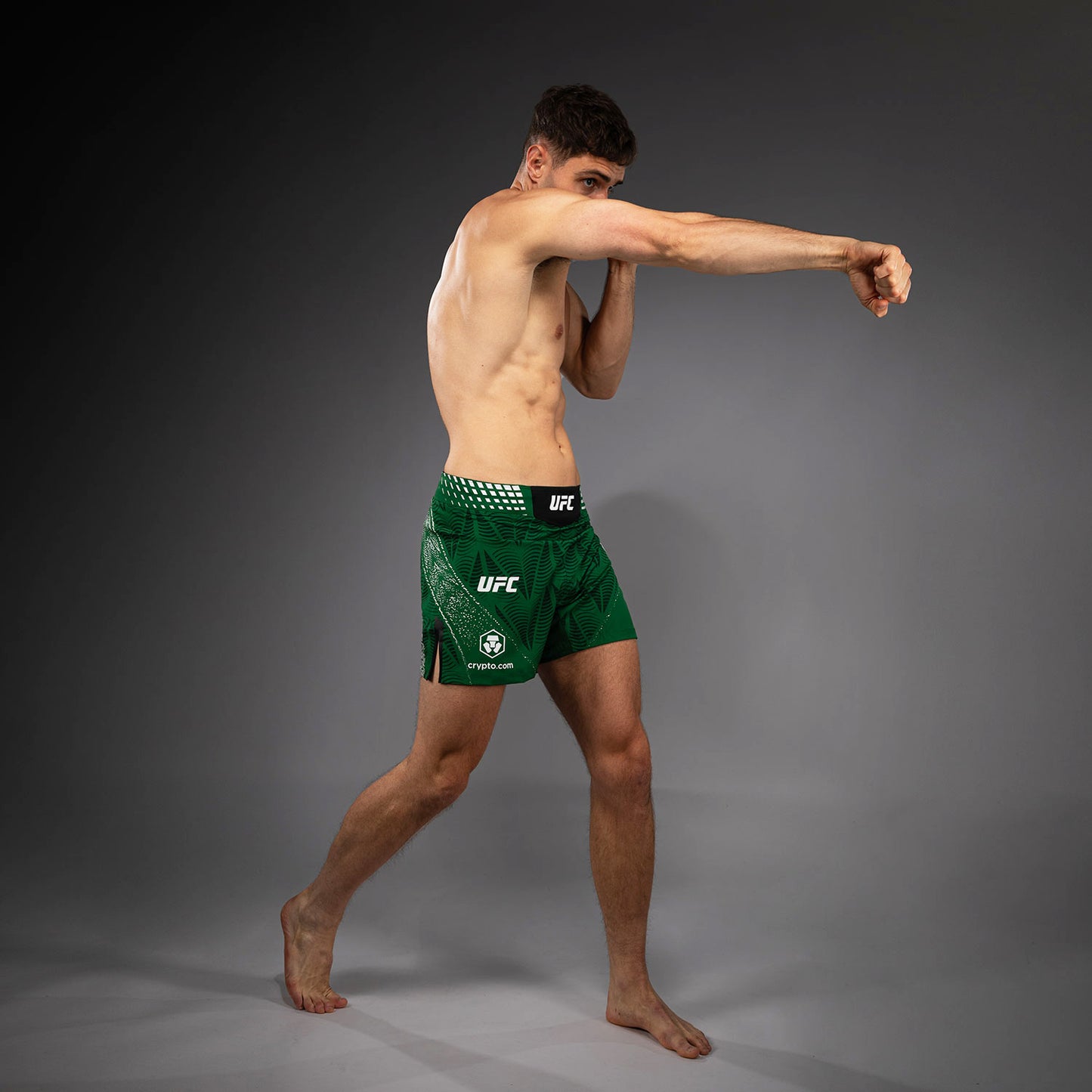 UFC Zenith by Venum Authentic Fight Night ショートフィットファイトショーツ メンズ - グリーン